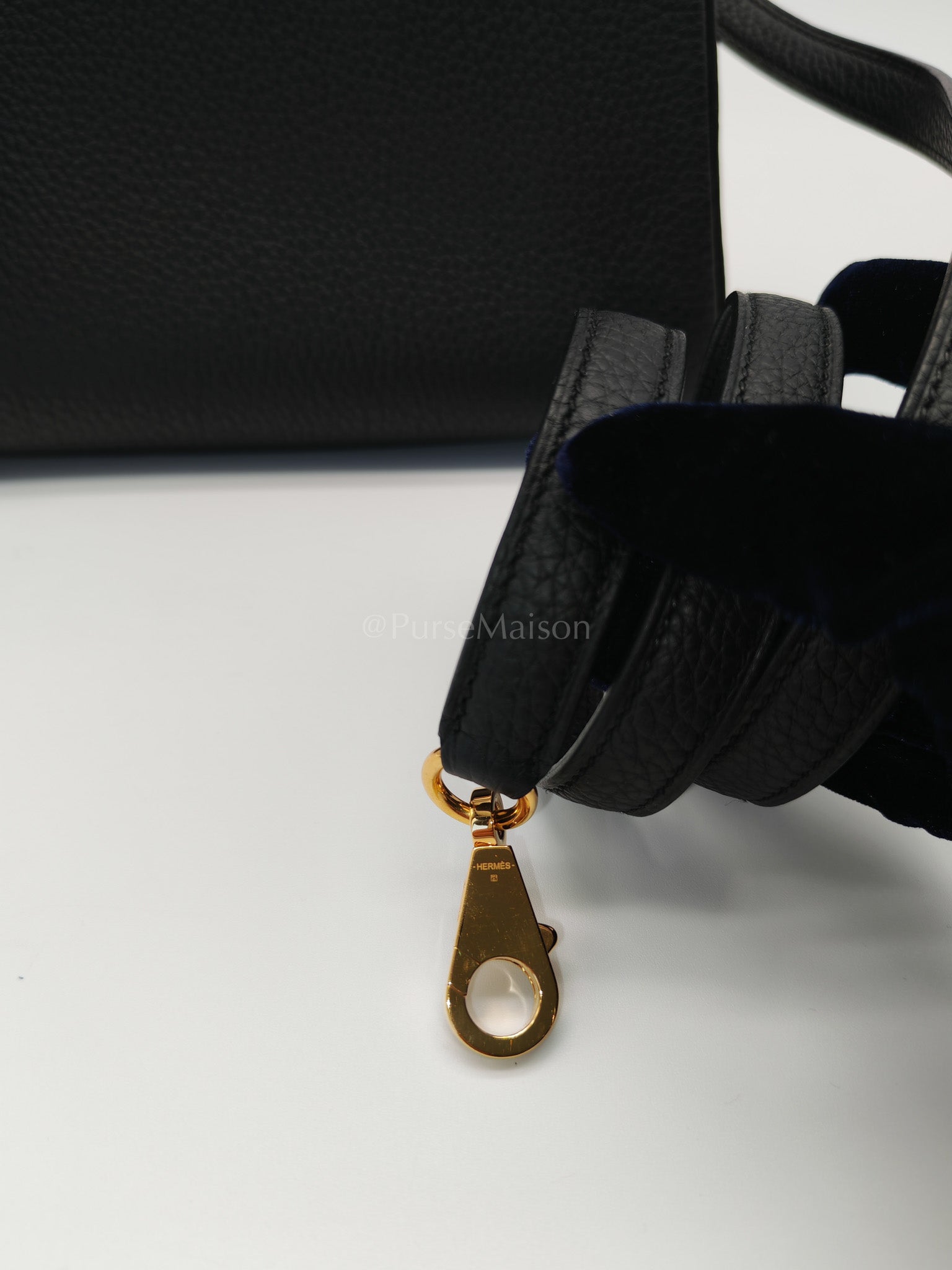 Kelly 25 Retourne Black in Togo Leather and Gold Hardware Stamp B (2023) | Purse Maison Luxury Bags Shop