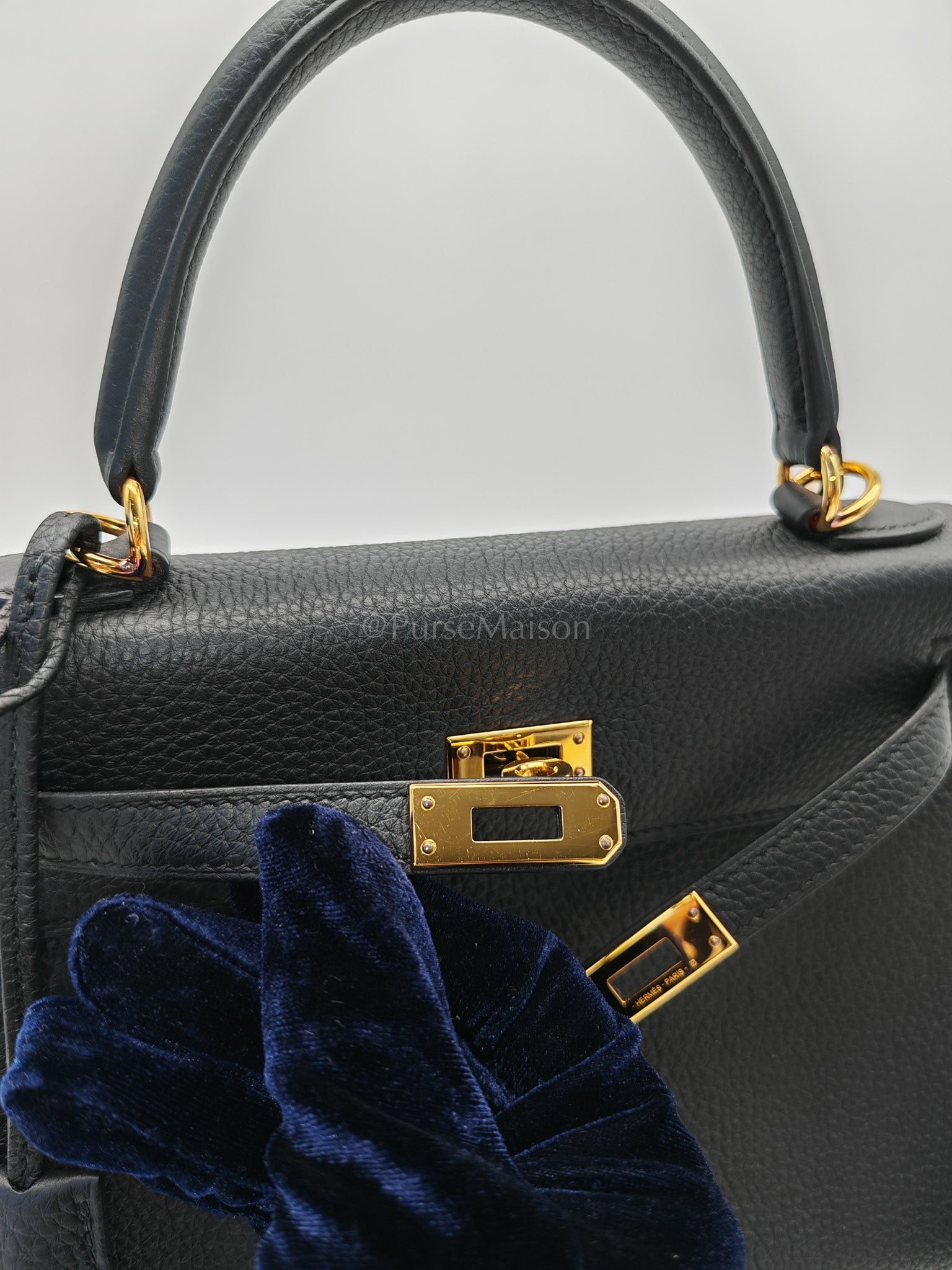 Kelly 25 Retourne Black in Togo Leather and Gold Hardware Stamp B (2023) | Purse Maison Luxury Bags Shop