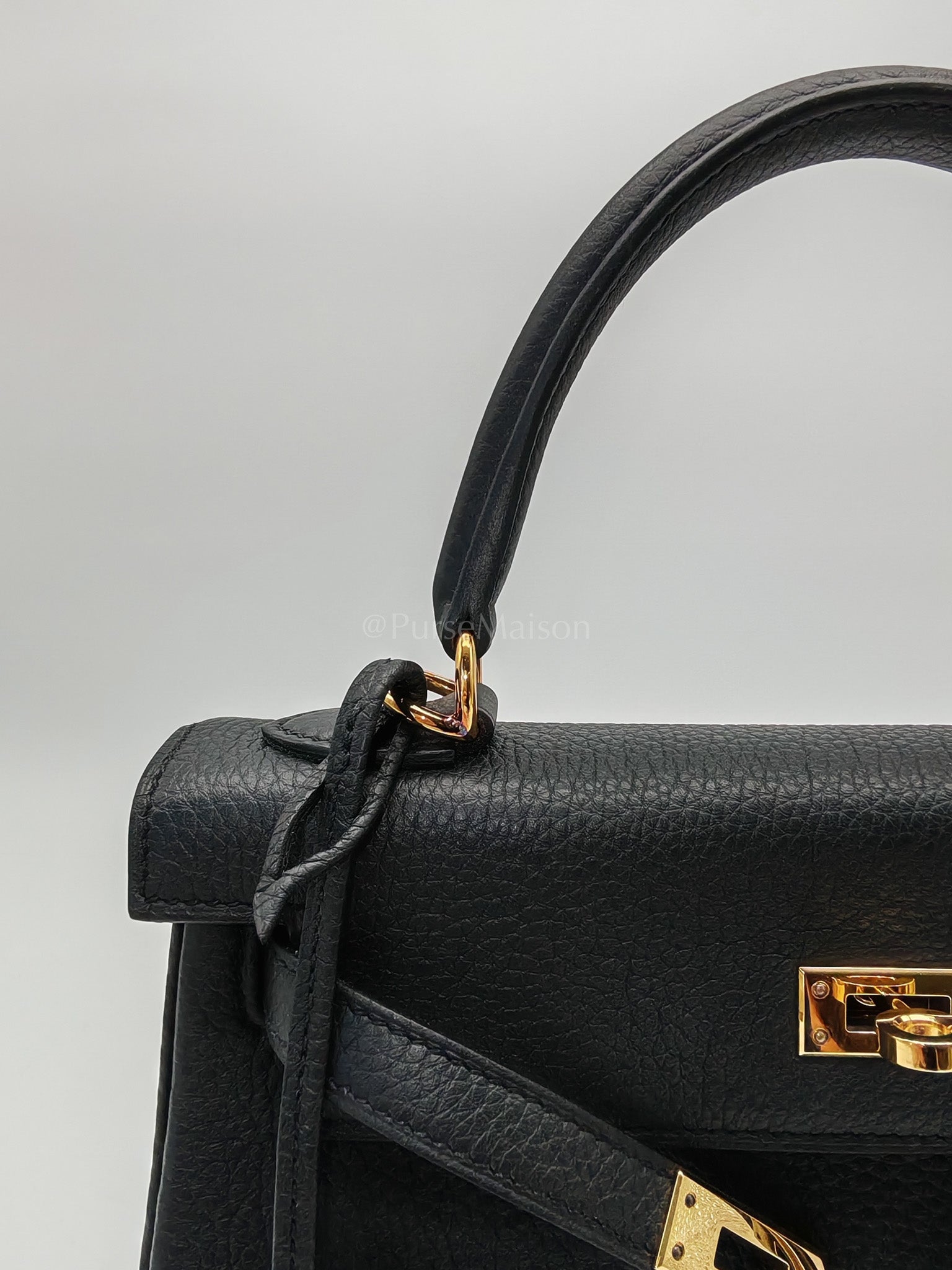 Kelly 25 Retourne Black in Togo Leather and Gold Hardware Stamp B (2023) | Purse Maison Luxury Bags Shop