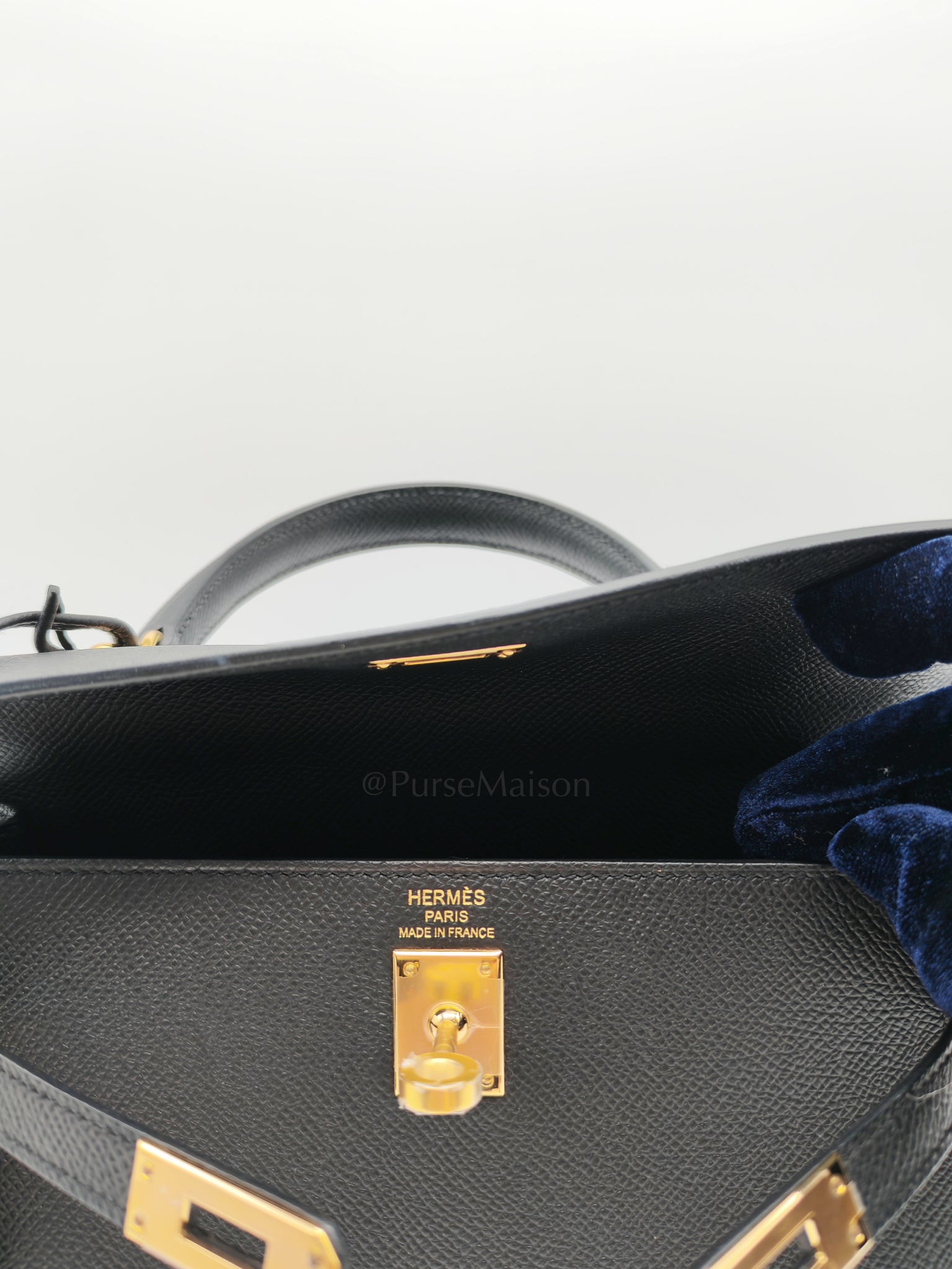Kelly 25 Sellier Black/Noir Epsom Leather in Gold Hardware Stamp B(2023) | Purse Maison Luxury Bags Shop
