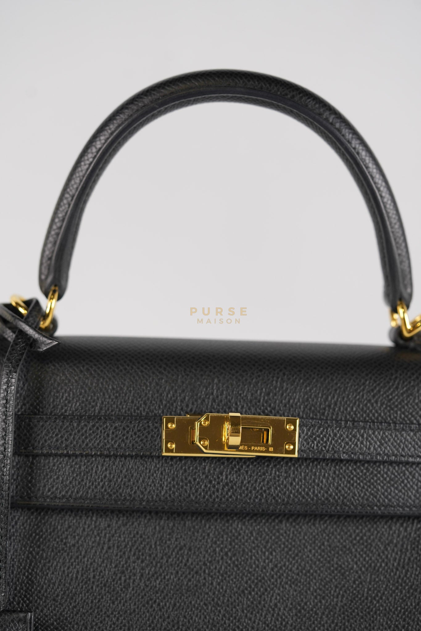 Kelly 25 Sellier in Black Epsom Leather and Gold Hardware Stamp Z (2021) | Purse Maison Luxury Bags Shop
