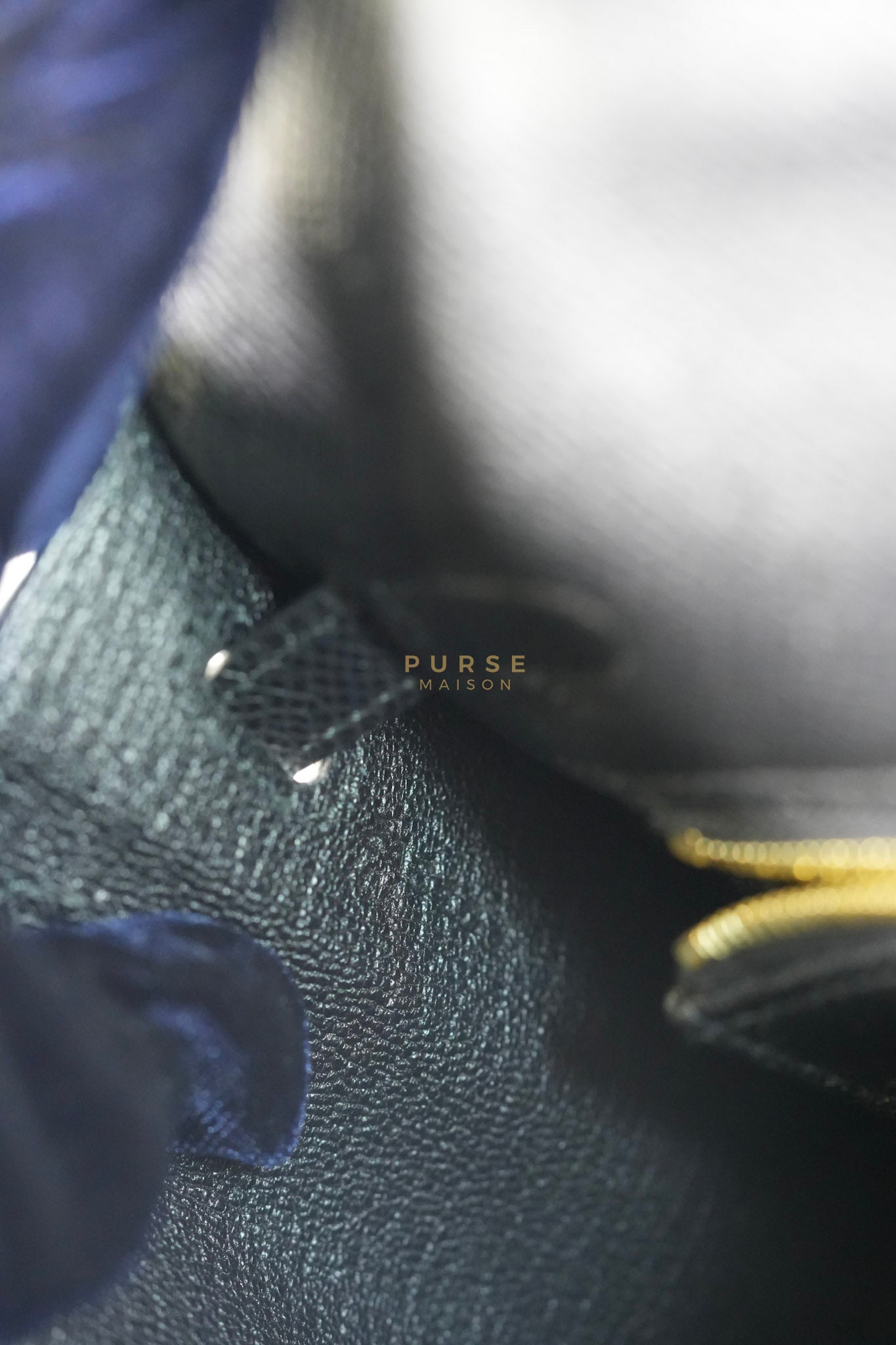 Kelly 25 Sellier in Black Epsom Leather and Gold Hardware Stamp Z (2021) | Purse Maison Luxury Bags Shop