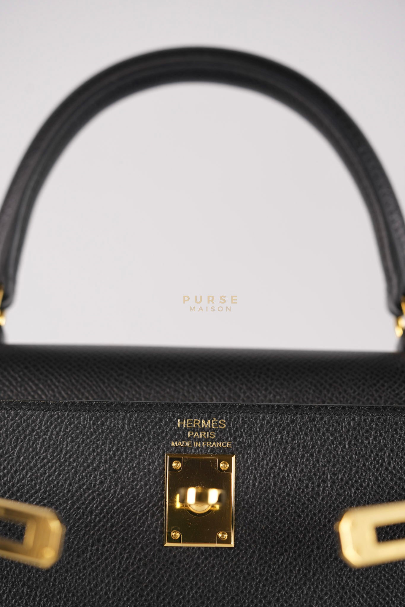 Kelly 25 Sellier in Black Epsom Leather and Gold Hardware Stamp Z (2021) | Purse Maison Luxury Bags Shop