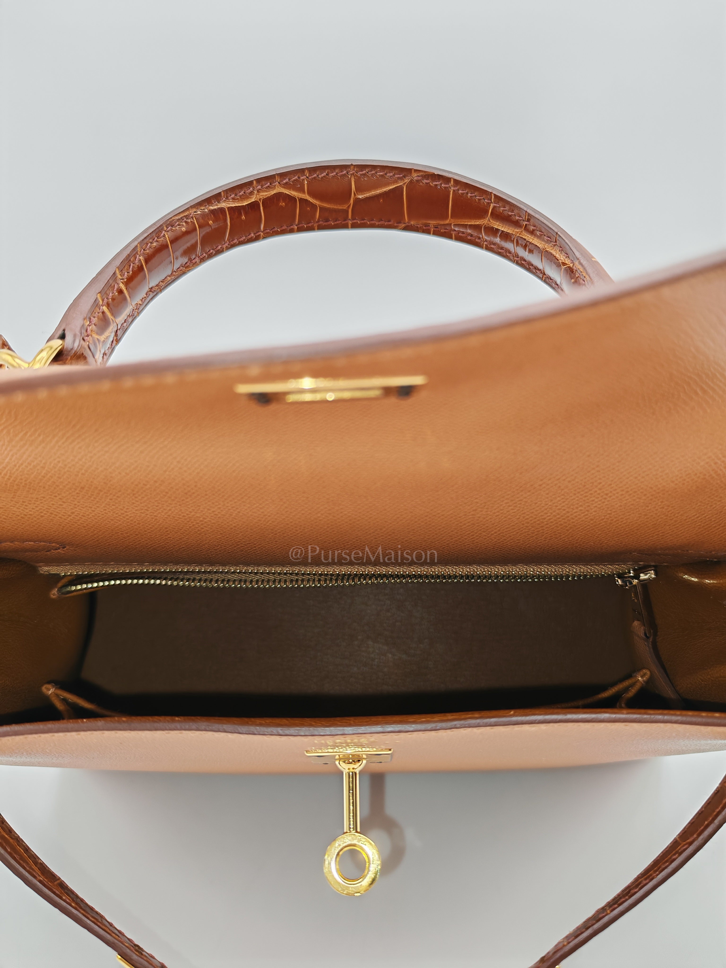 Kelly 25 Sellier in Gold Madame Leather and Shiny Croc Touch and Gold Hardware Stamp U (2022) | Purse Maison Luxury Bags Shop