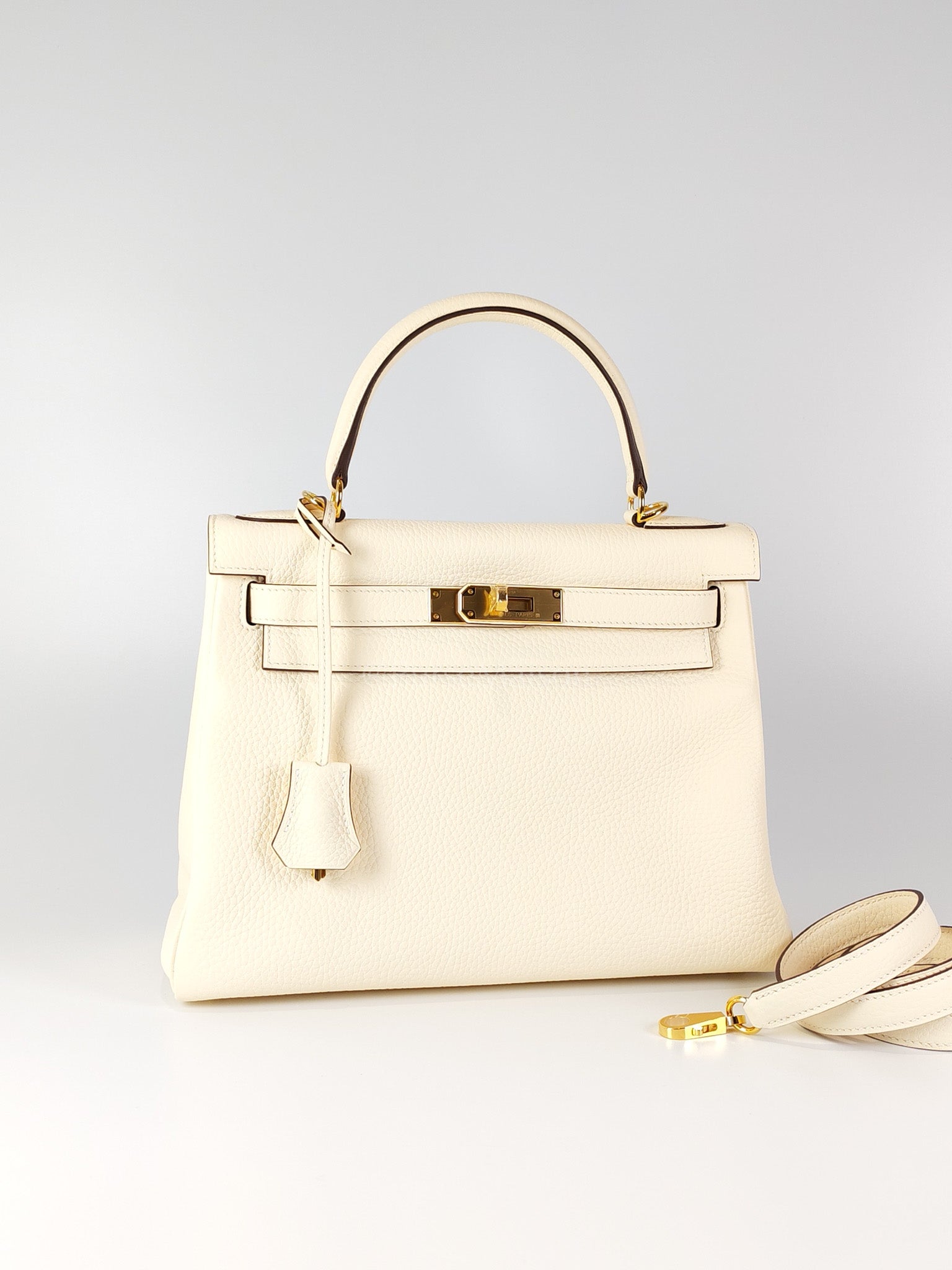 Kelly 28 II Retourne in Nata Taurillion Clemence Leather & Gold Hardware Togo Stamp U(2022) | Purse Maison Luxury Bags Shop