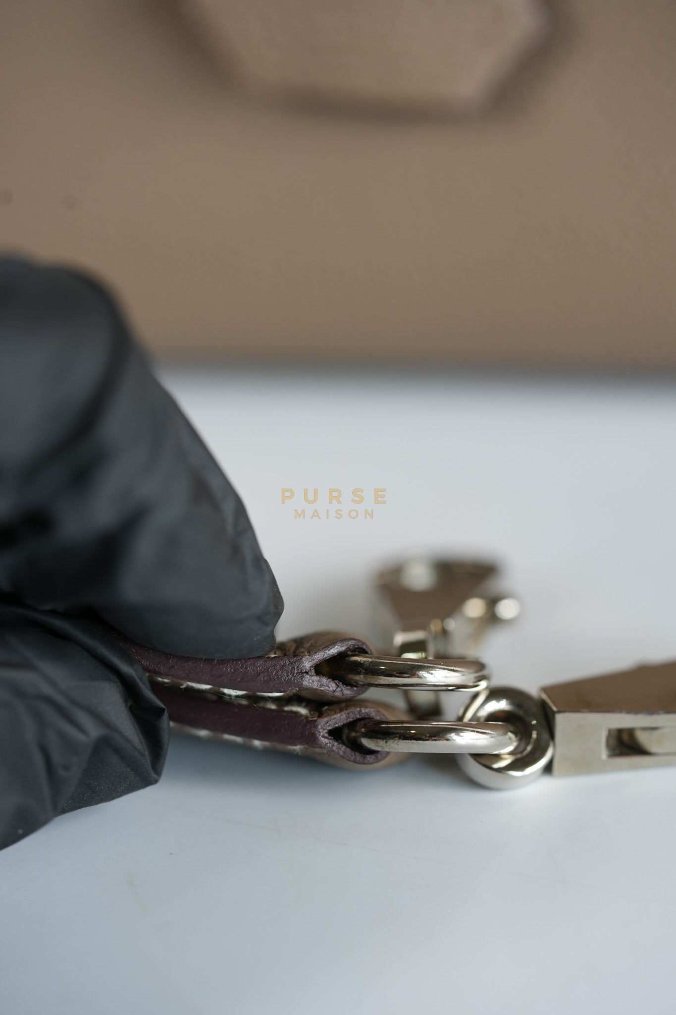 Kelly 28 in Etoupe Togo Leather & Palladium Hardware Stamp D(2019) | Purse Maison Luxury Bags Shop