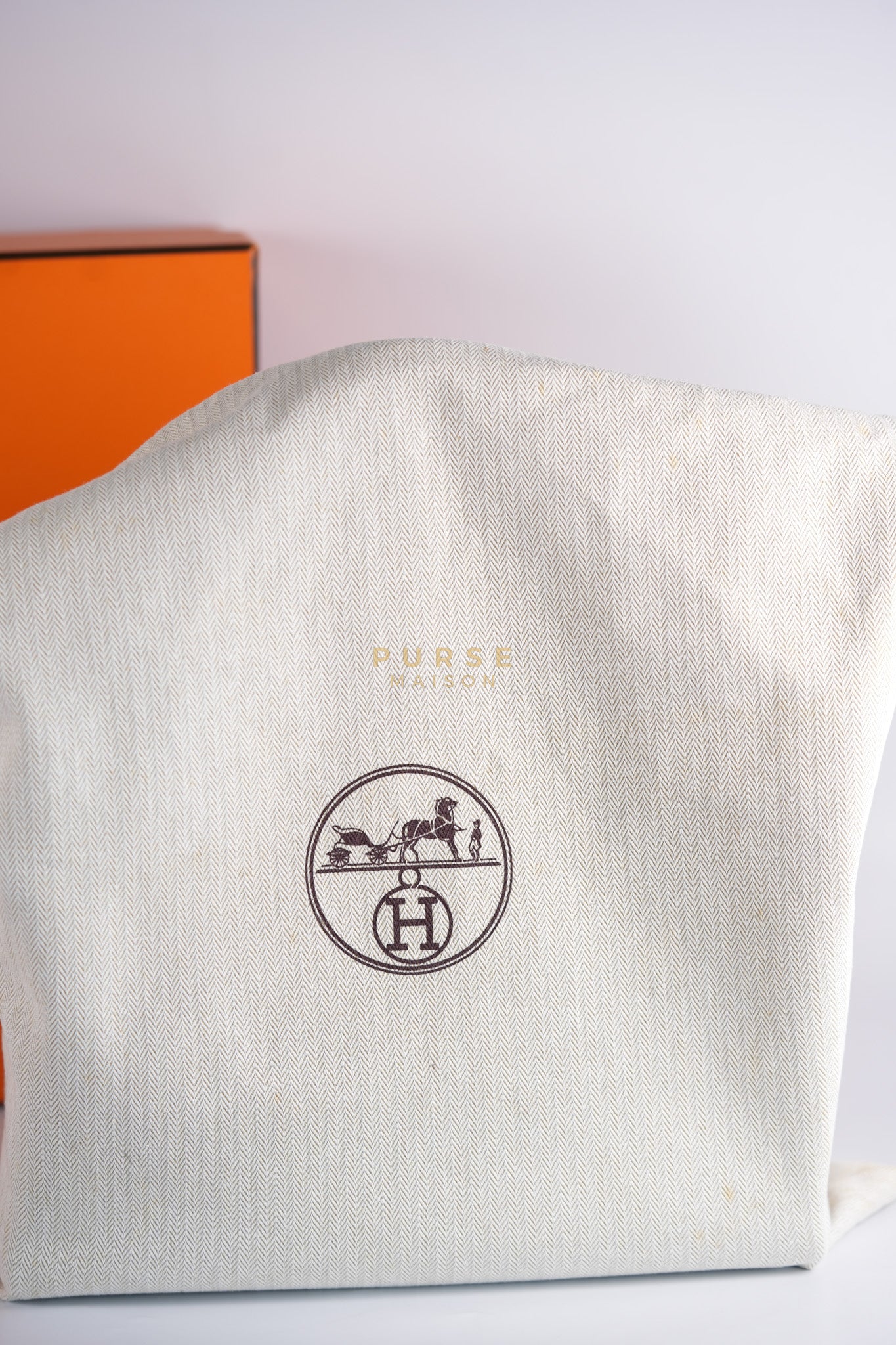 Kelly 28 in Etoupe Togo Leather & Palladium Hardware Stamp D(2019) | Purse Maison Luxury Bags Shop