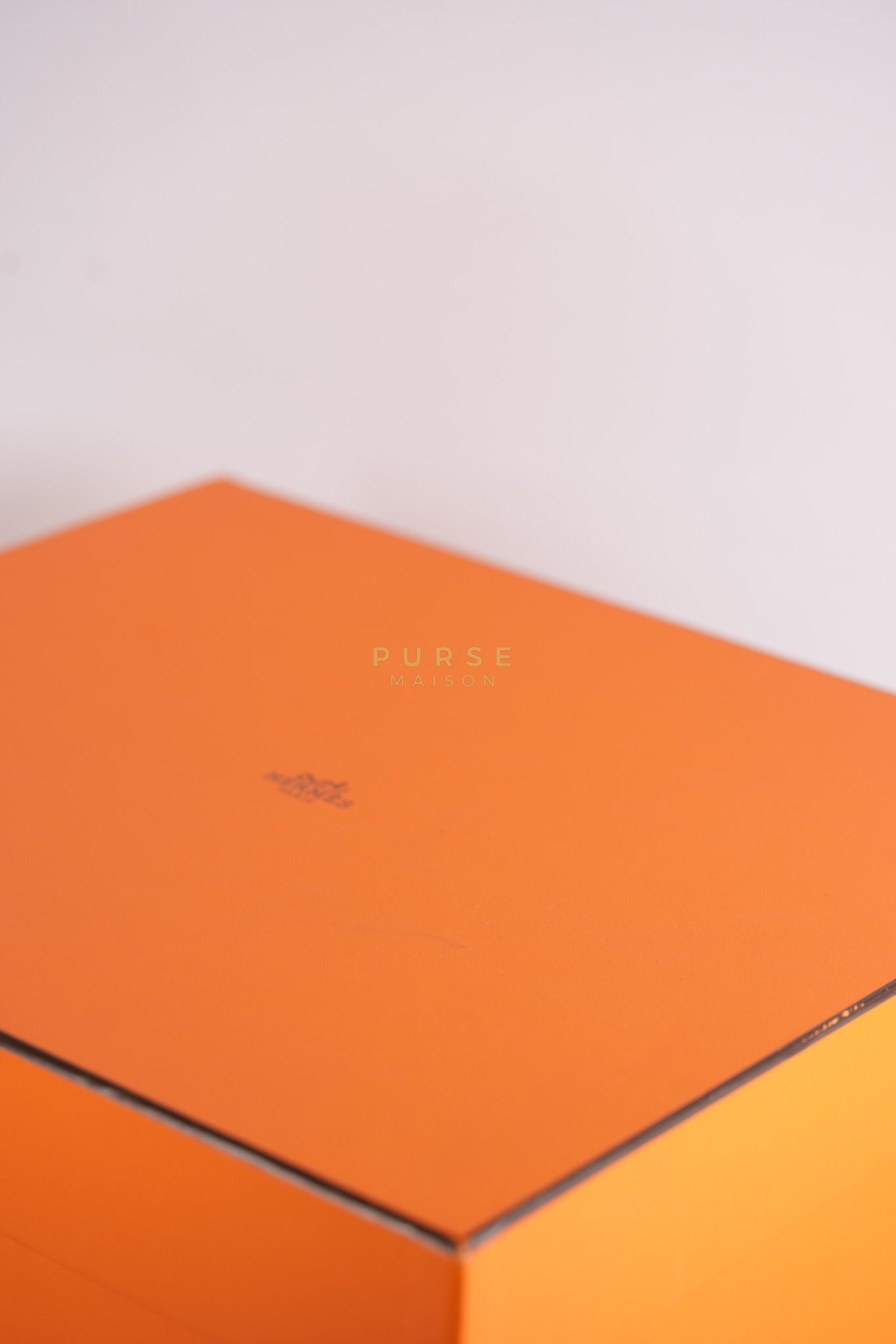 Kelly 28 in Etoupe Togo Leather & Palladium Hardware Stamp D(2019) | Purse Maison Luxury Bags Shop