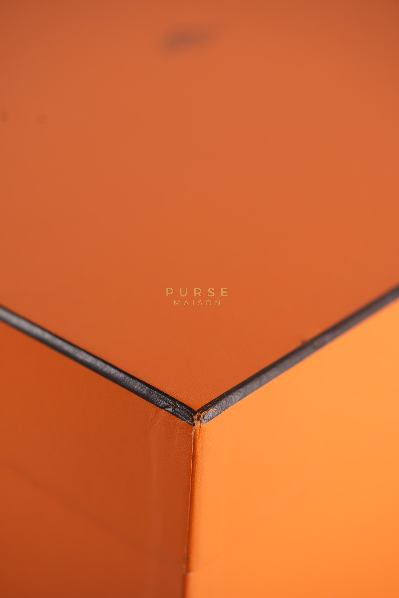 Kelly 28 in Etoupe Togo Leather & Palladium Hardware Stamp D(2019) | Purse Maison Luxury Bags Shop