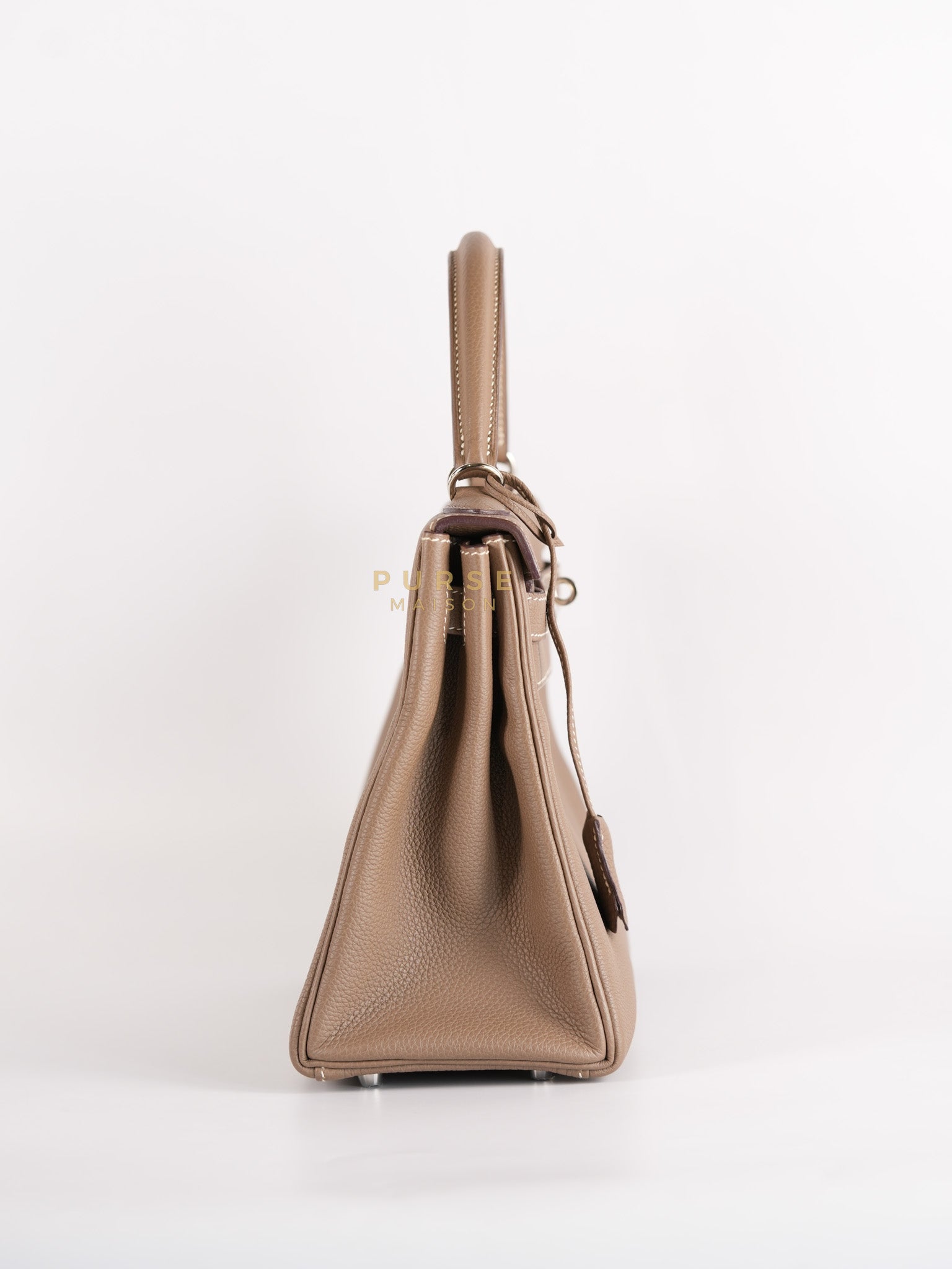 Kelly 28 in Etoupe Togo Leather & Palladium Hardware Stamp D(2019) | Purse Maison Luxury Bags Shop