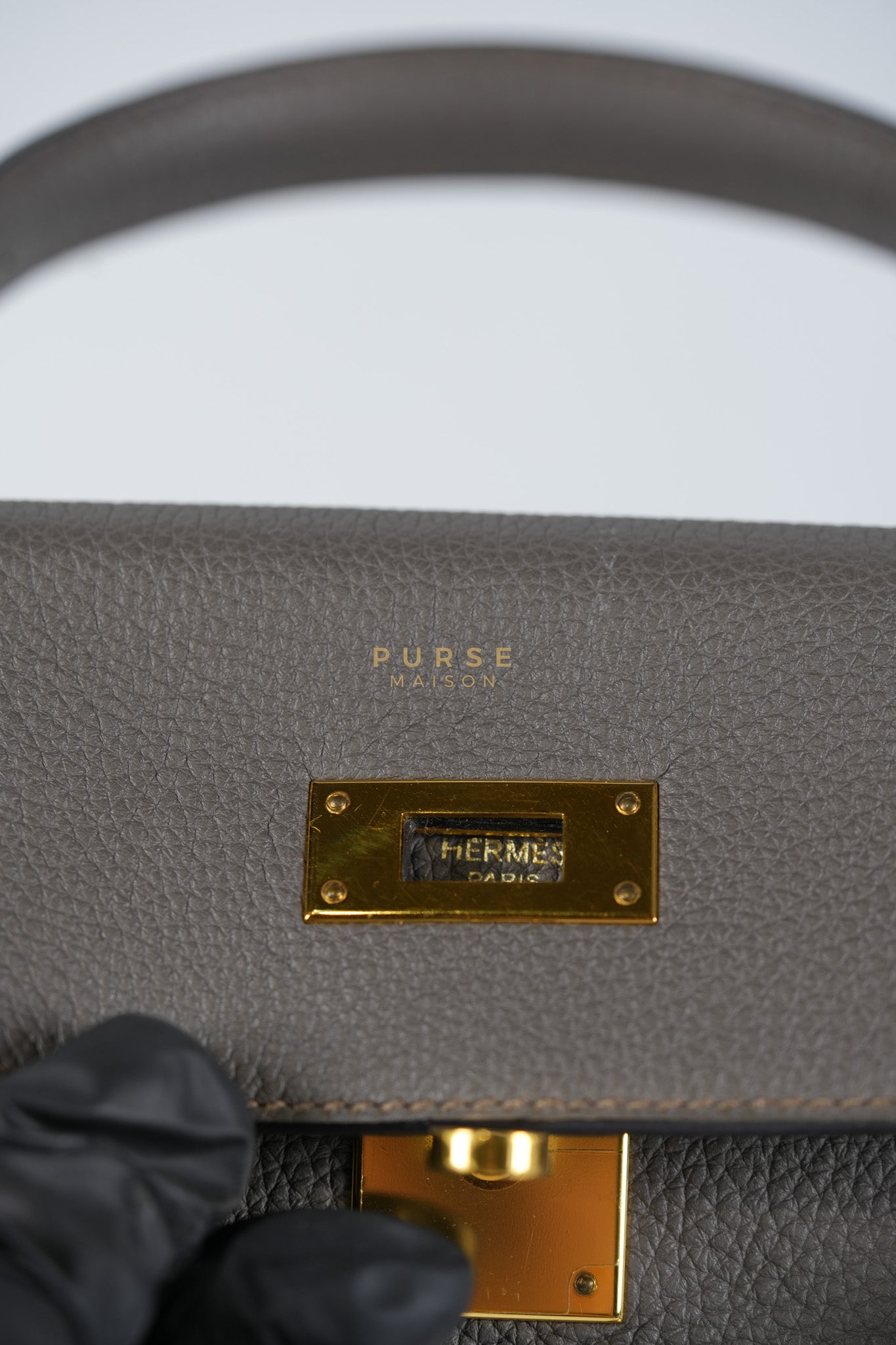 Kelly 28 Retourne Etain in Togo Leather and Gold Hardware Stamp A (2017) | Purse Maison Luxury Bags Shop