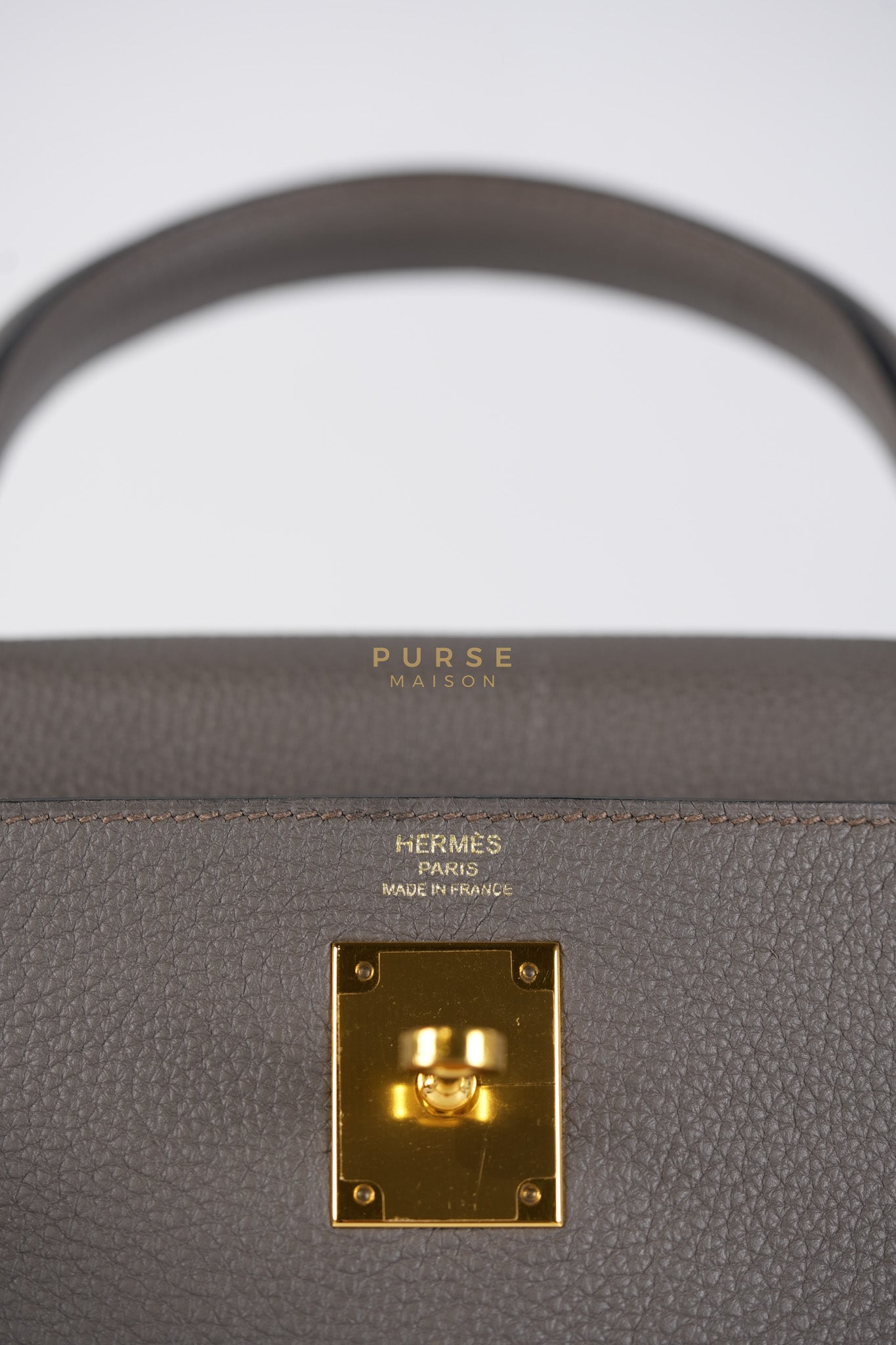 Kelly 28 Retourne Etain in Togo Leather and Gold Hardware Stamp A (2017) | Purse Maison Luxury Bags Shop