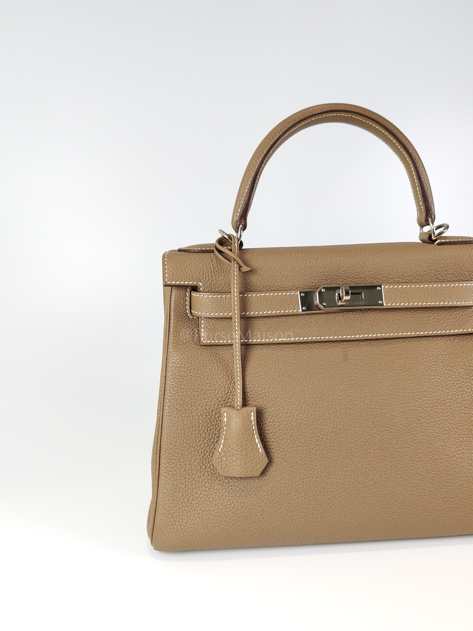 Kelly 28 Retourne in Epsom Leather and Palladium Hardware Stamp D (2019) | Purse Maison Luxury Bags Shop