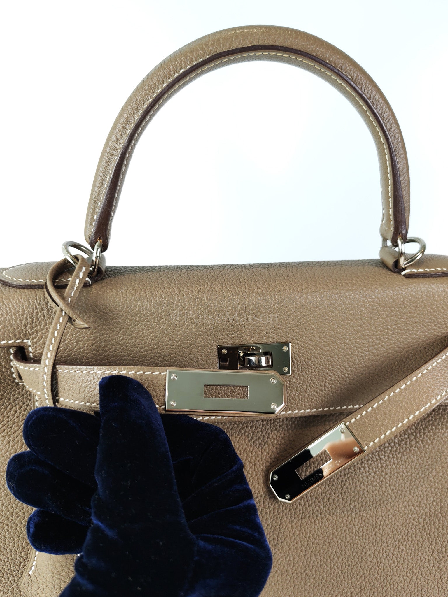 Kelly 28 Retourne in Epsom Leather and Palladium Hardware Stamp D (2019) | Purse Maison Luxury Bags Shop