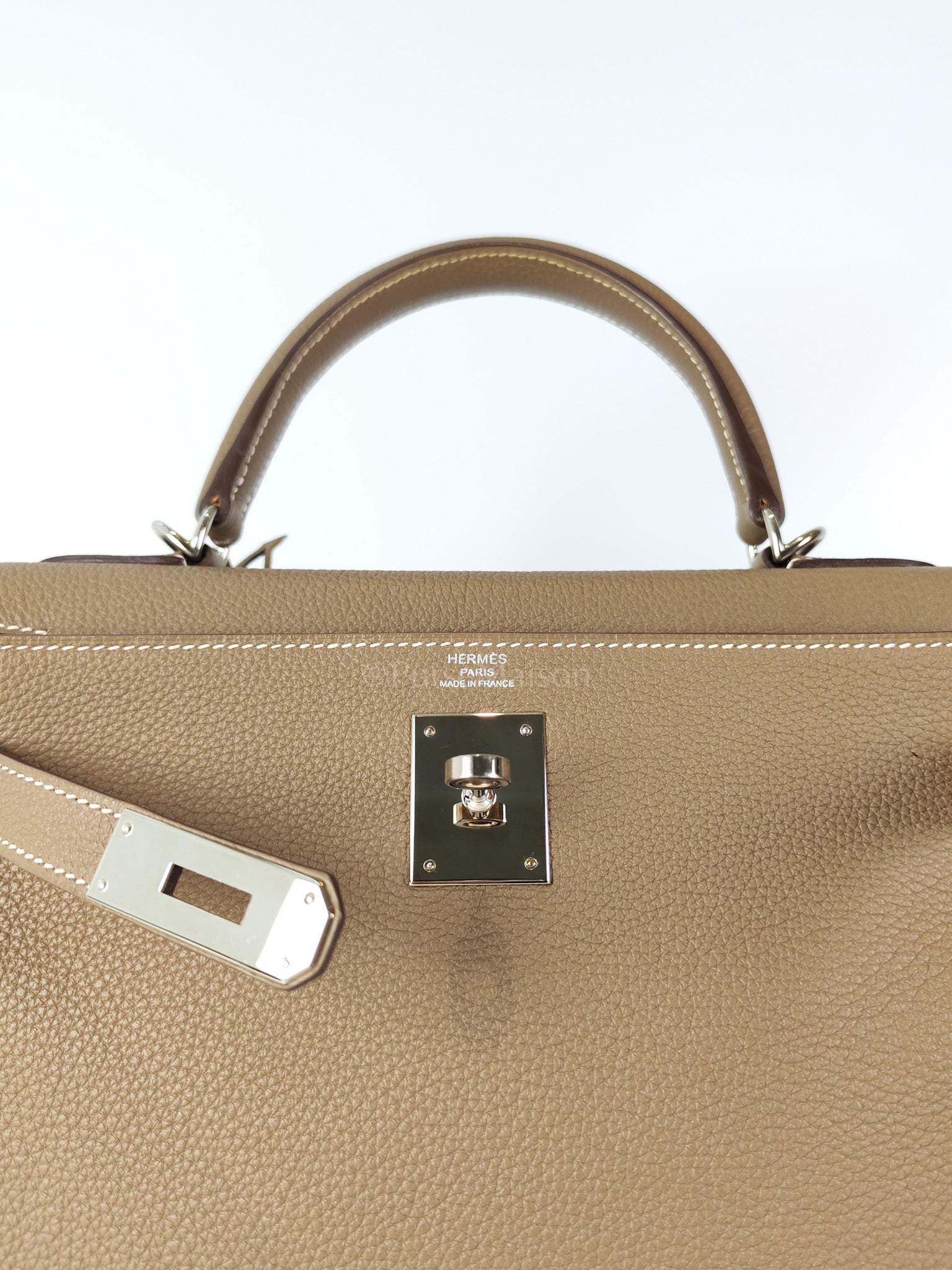 Kelly 28 Retourne in Epsom Leather and Palladium Hardware Stamp D (2019) | Purse Maison Luxury Bags Shop