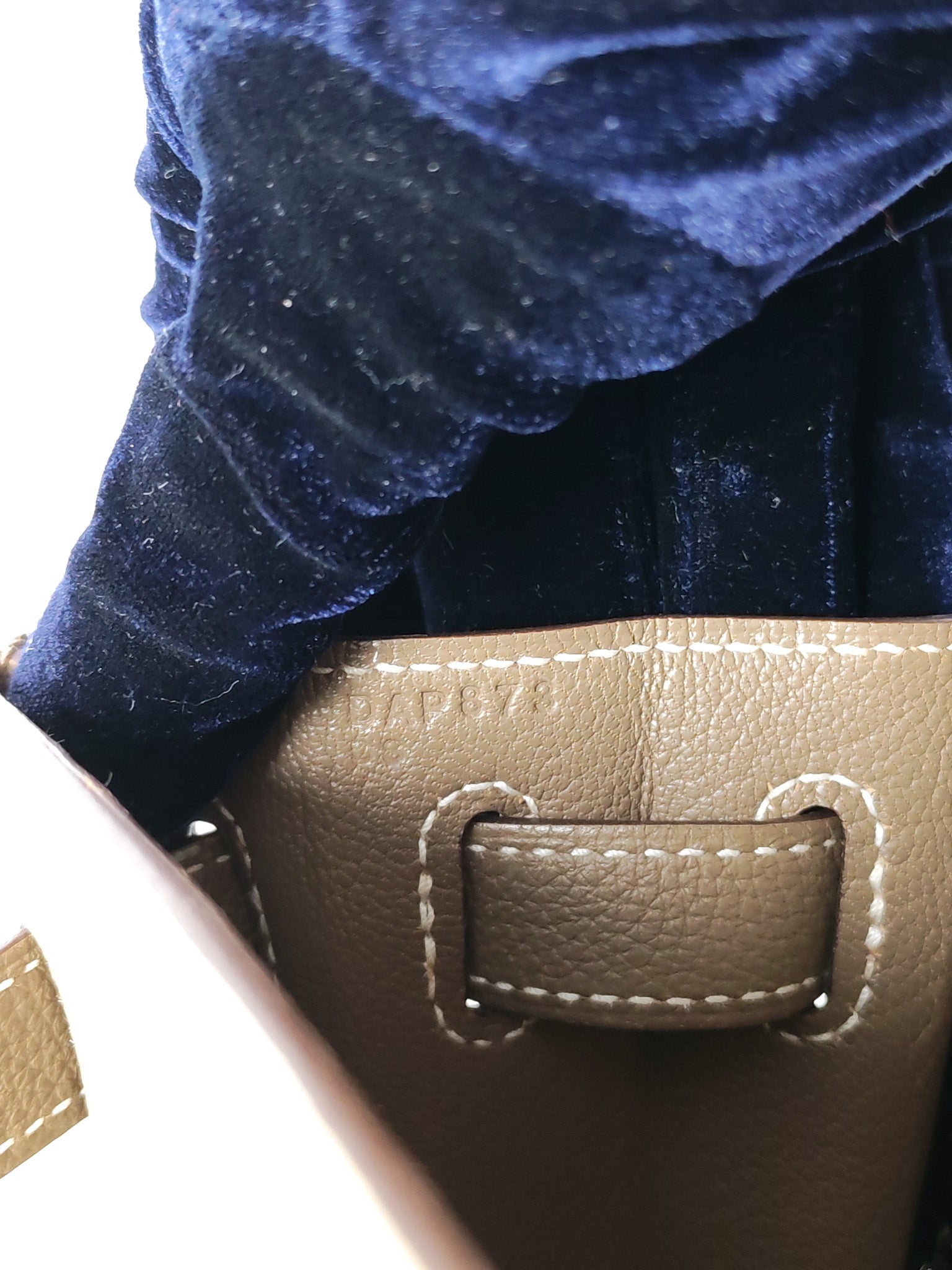 Kelly 28 Retourne in Epsom Leather and Palladium Hardware Stamp D (2019) | Purse Maison Luxury Bags Shop