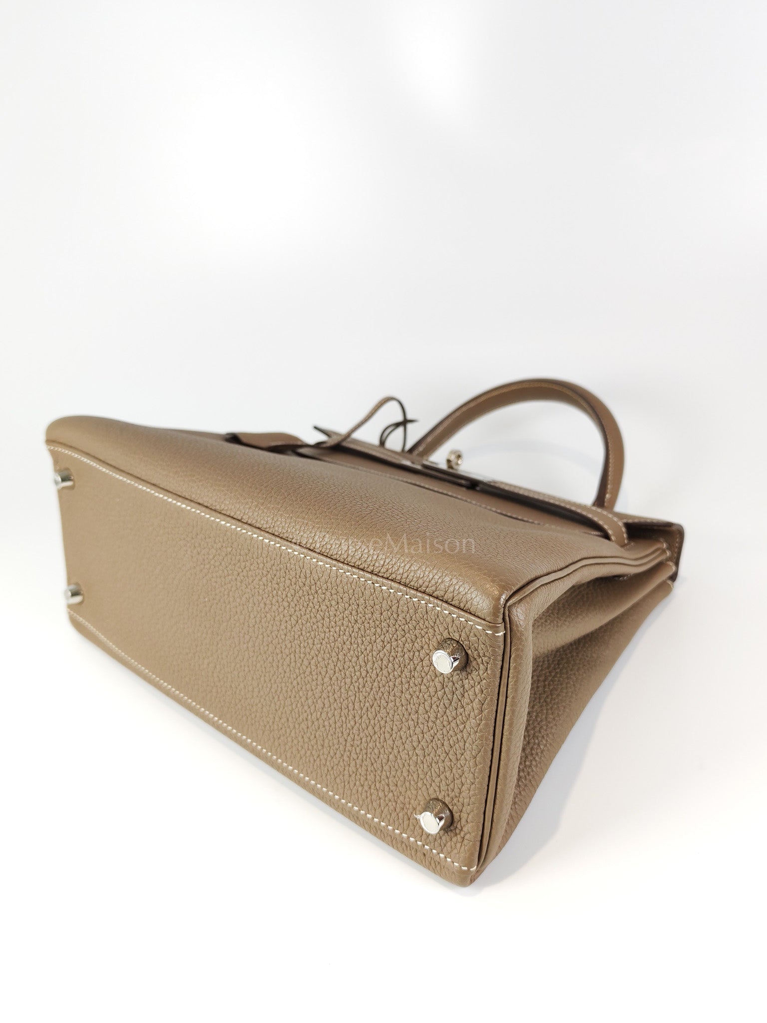 Kelly 28 Retourne in Epsom Leather and Palladium Hardware Stamp D (2019) | Purse Maison Luxury Bags Shop