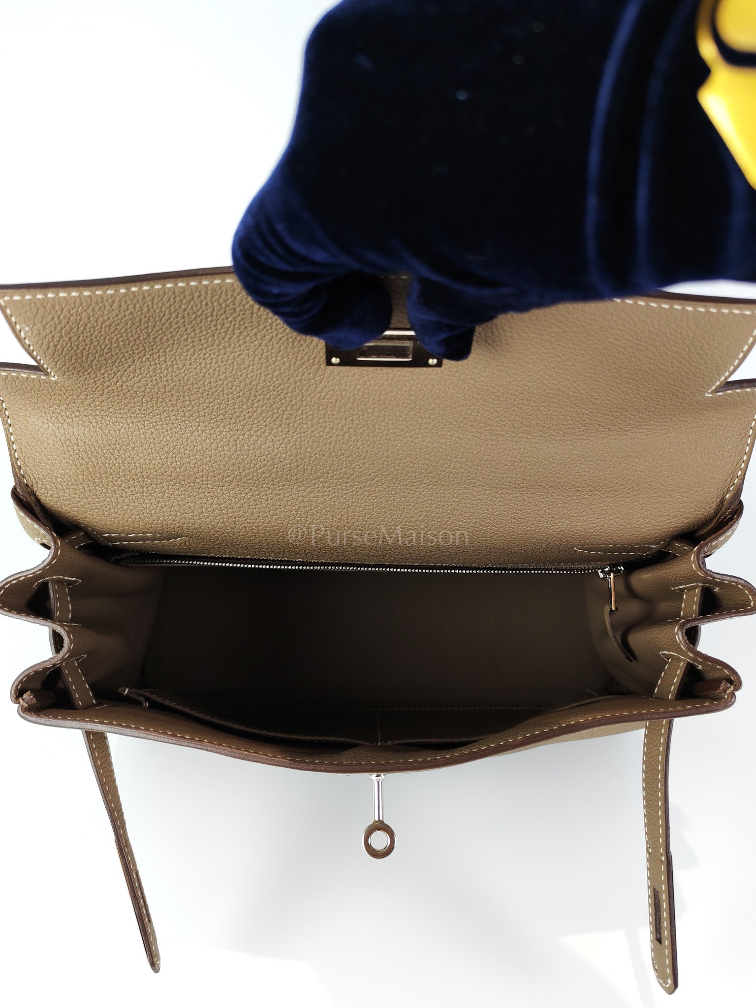 Kelly 28 Retourne in Epsom Leather and Palladium Hardware Stamp D (2019) | Purse Maison Luxury Bags Shop