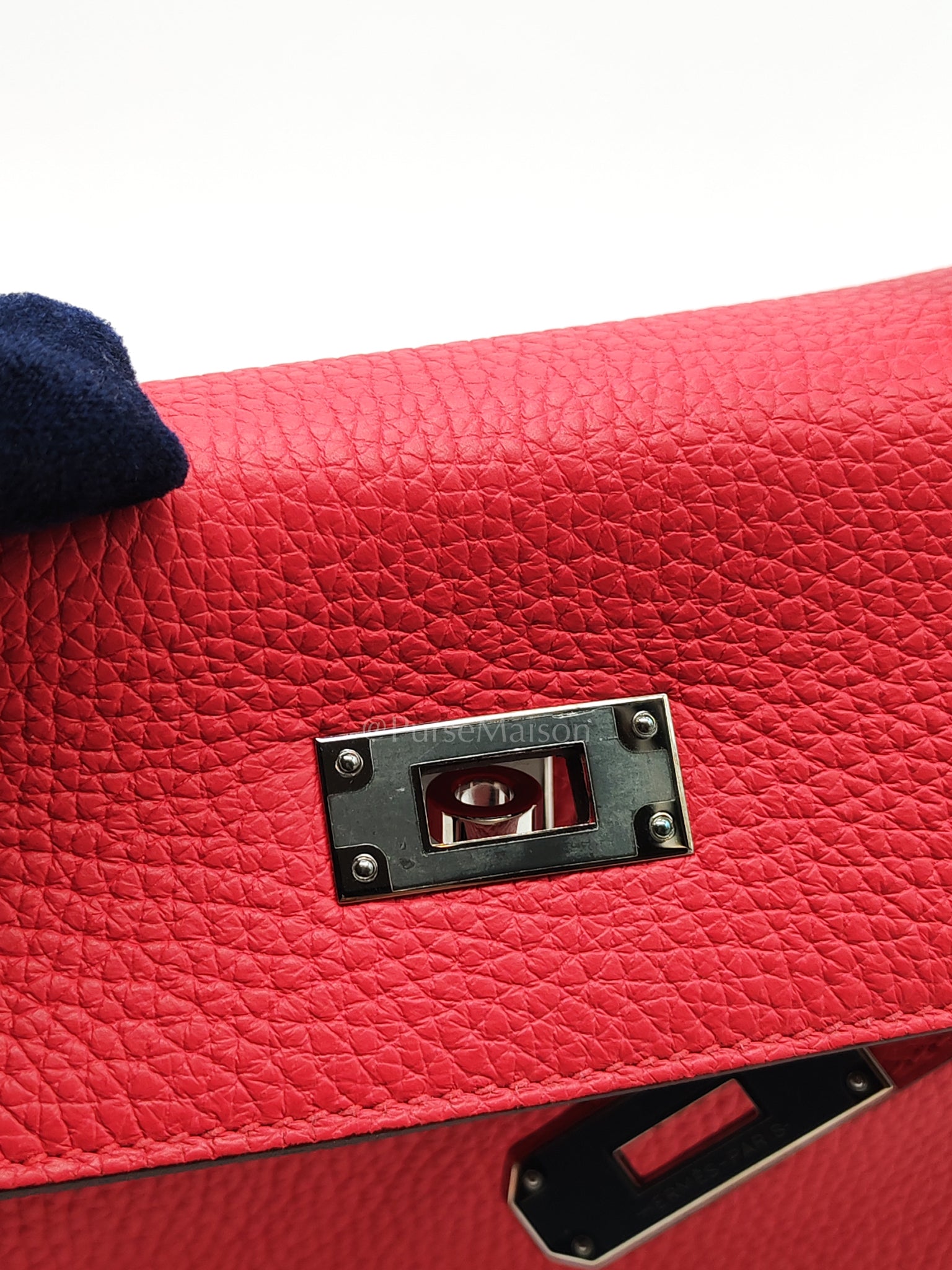 Kelly 28 Retourne in Rose Extreme Clemence in Palladium Hardware Stamp D (2019) | Purse Maison Luxury Bags Shop