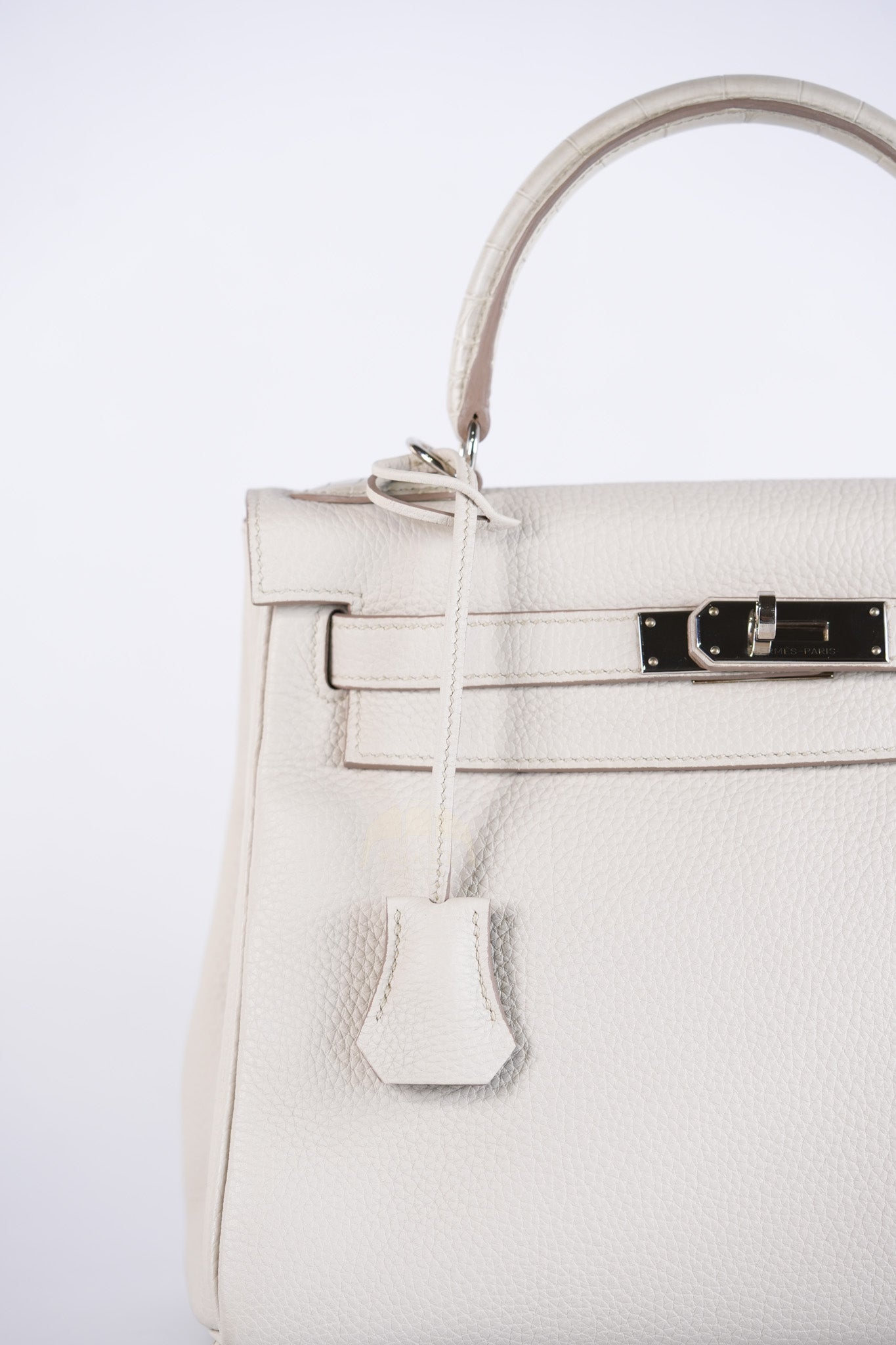 Kelly 28 Retourne Touch Beton Togo Leather in Palladium Hardware Stamp C (2018) | Purse Maison Luxury Bags Shop