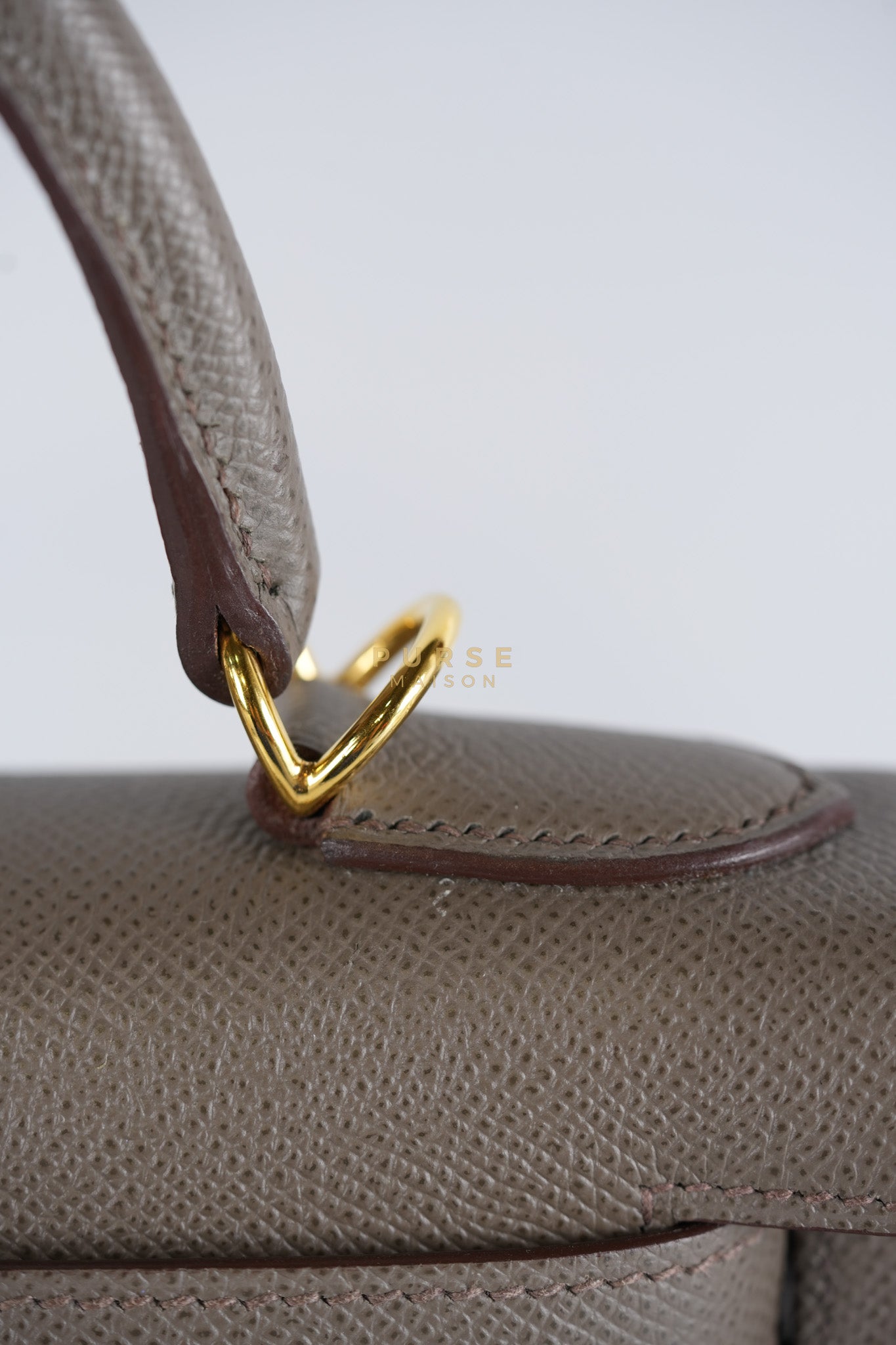 Kelly 28 Sellier in Etain Epsom Leather & Gold Hardware Stamp A (2017) | Purse Maison Luxury Bags Shop