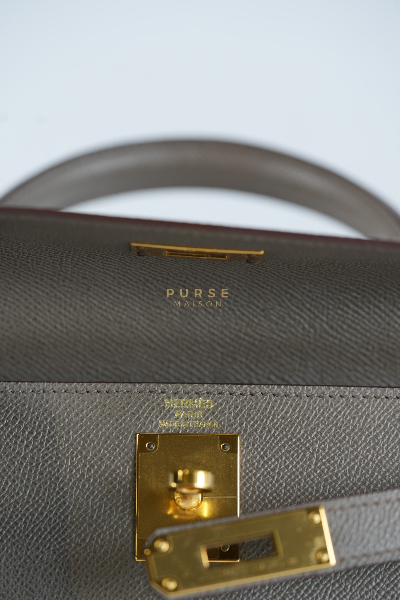 Kelly 28 Sellier in Etain Epsom Leather & Gold Hardware Stamp A (2017) | Purse Maison Luxury Bags Shop