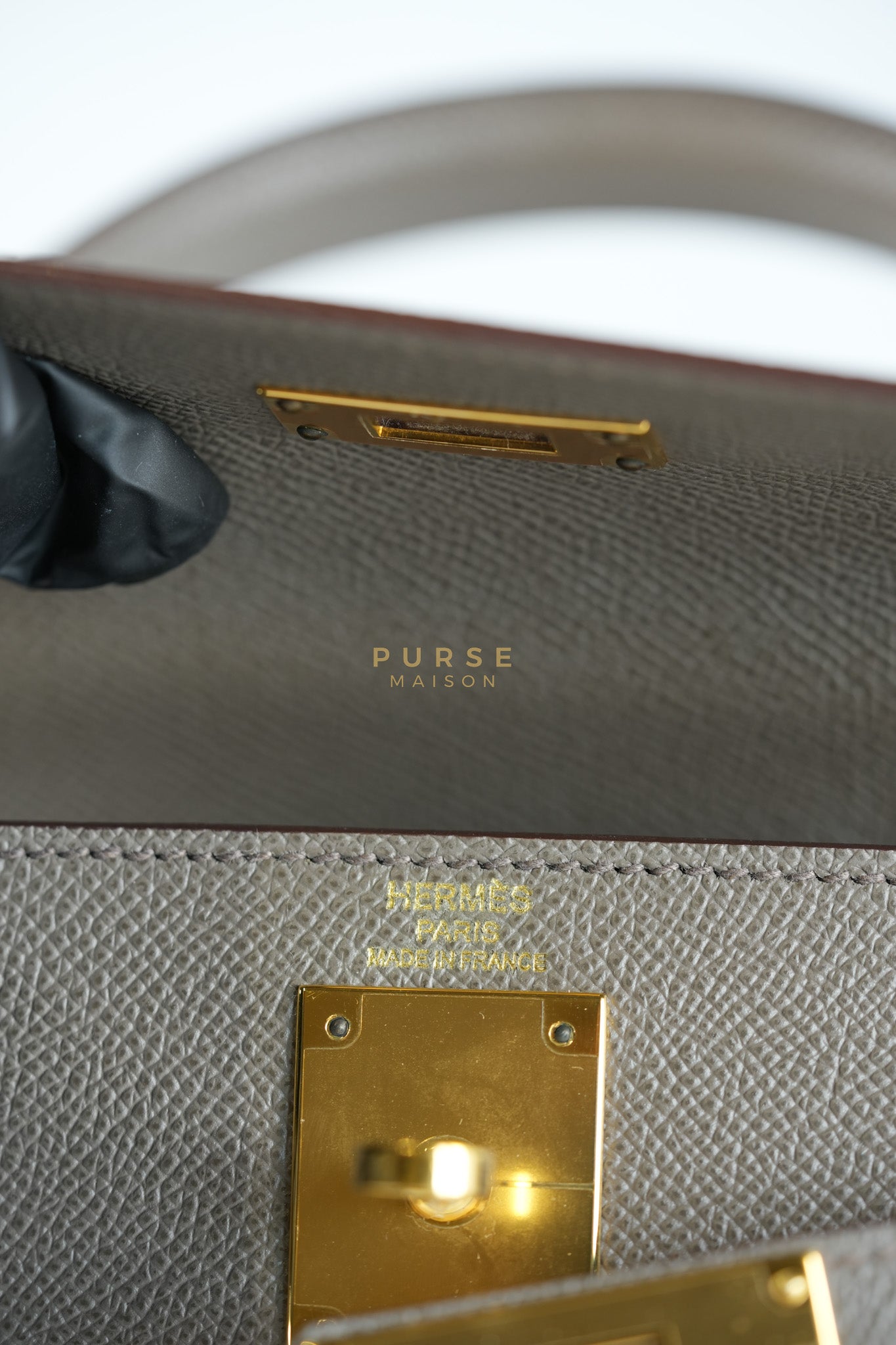 Kelly 28 Sellier in Etain Epsom Leather & Gold Hardware Stamp A (2017) | Purse Maison Luxury Bags Shop