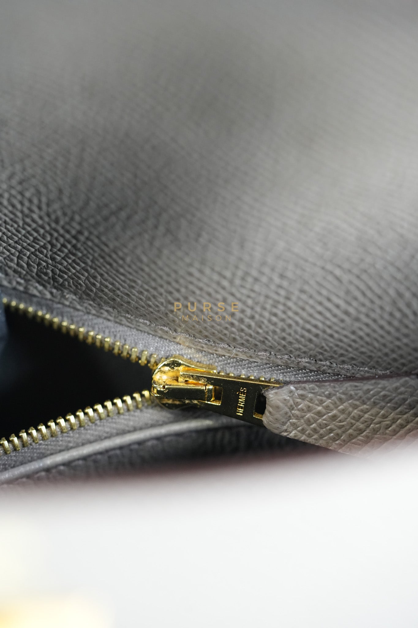 Kelly 28 Sellier in Etain Epsom Leather & Gold Hardware Stamp A (2017) | Purse Maison Luxury Bags Shop