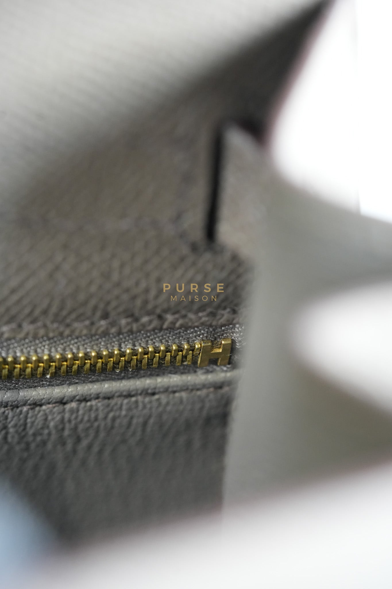 Kelly 28 Sellier in Etain Epsom Leather & Gold Hardware Stamp A (2017) | Purse Maison Luxury Bags Shop