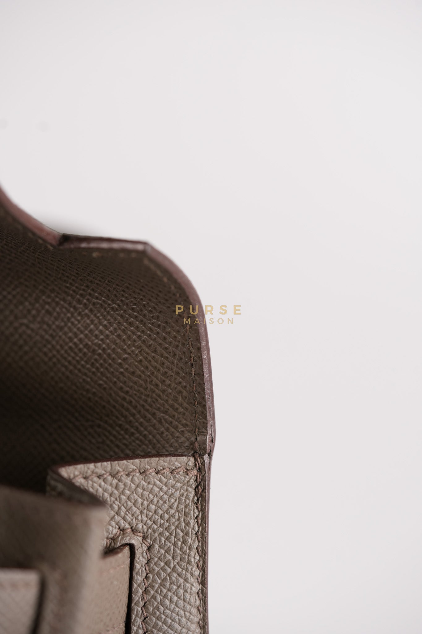 Kelly 28 Sellier in Etain Epsom Leather & Gold Hardware Stamp A (2017) | Purse Maison Luxury Bags Shop