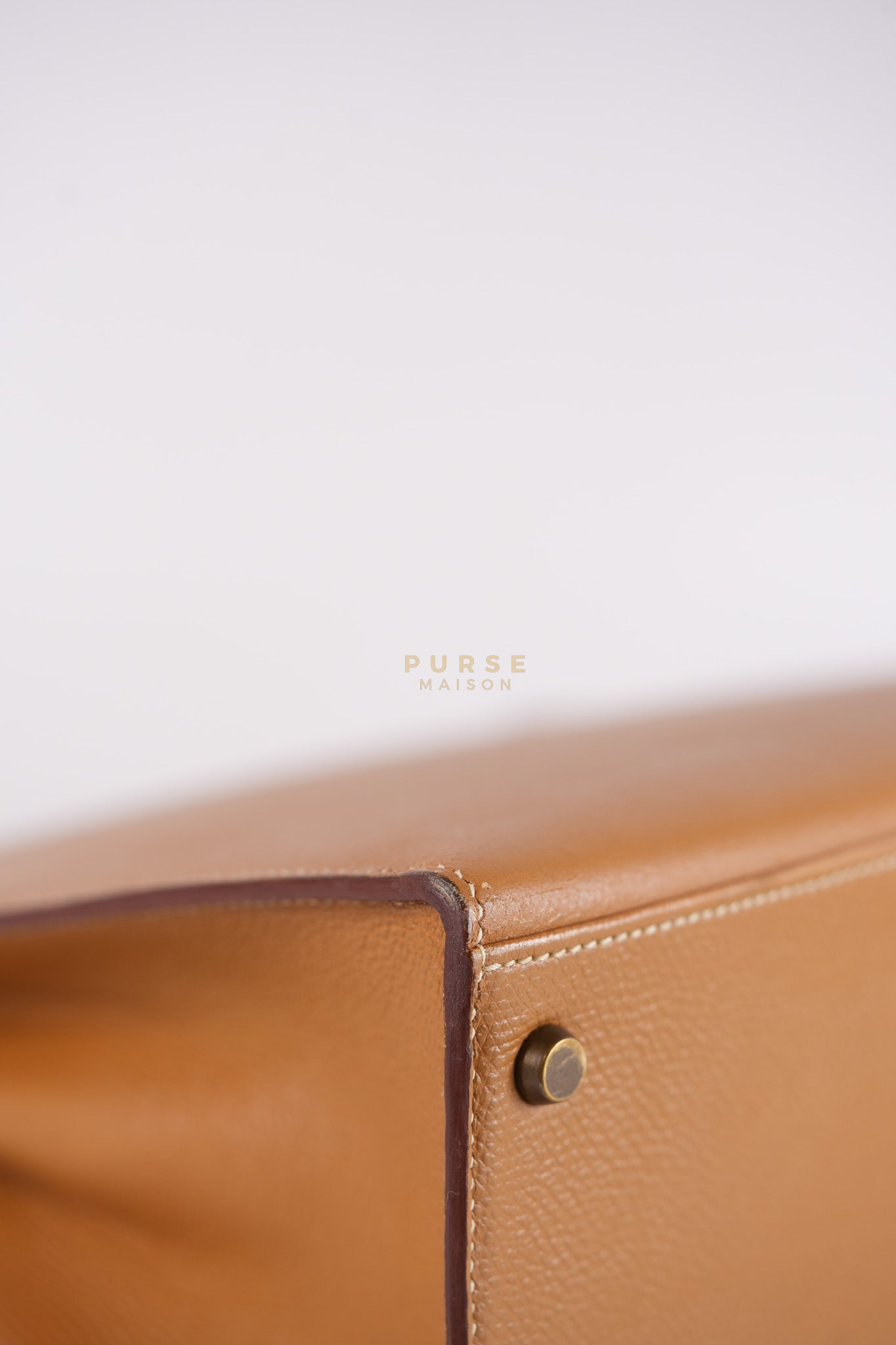 Kelly 28 Sellier in Gold Epsom Leather Gold Hardware Stamp W Circle(1993) | Purse Maison Luxury Bags Shop