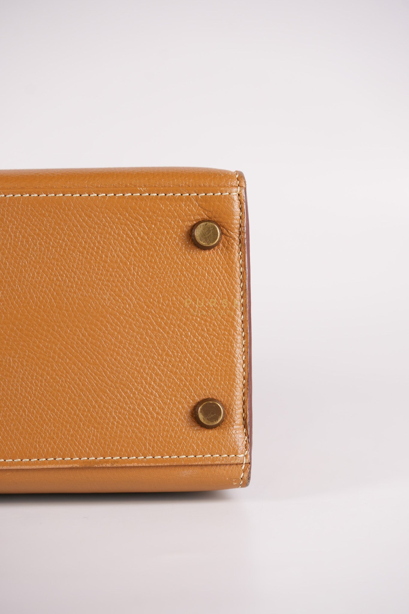 Kelly 28 Sellier in Gold Epsom Leather Gold Hardware Stamp W Circle(1993) | Purse Maison Luxury Bags Shop