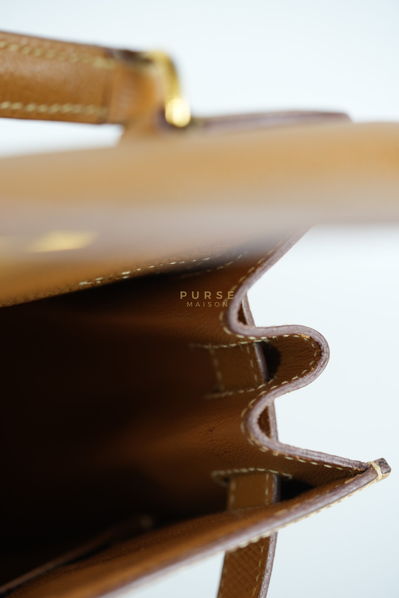 Kelly 28 Sellier in Gold Epsom Leather Gold Hardware Stamp W Circle(1993) | Purse Maison Luxury Bags Shop