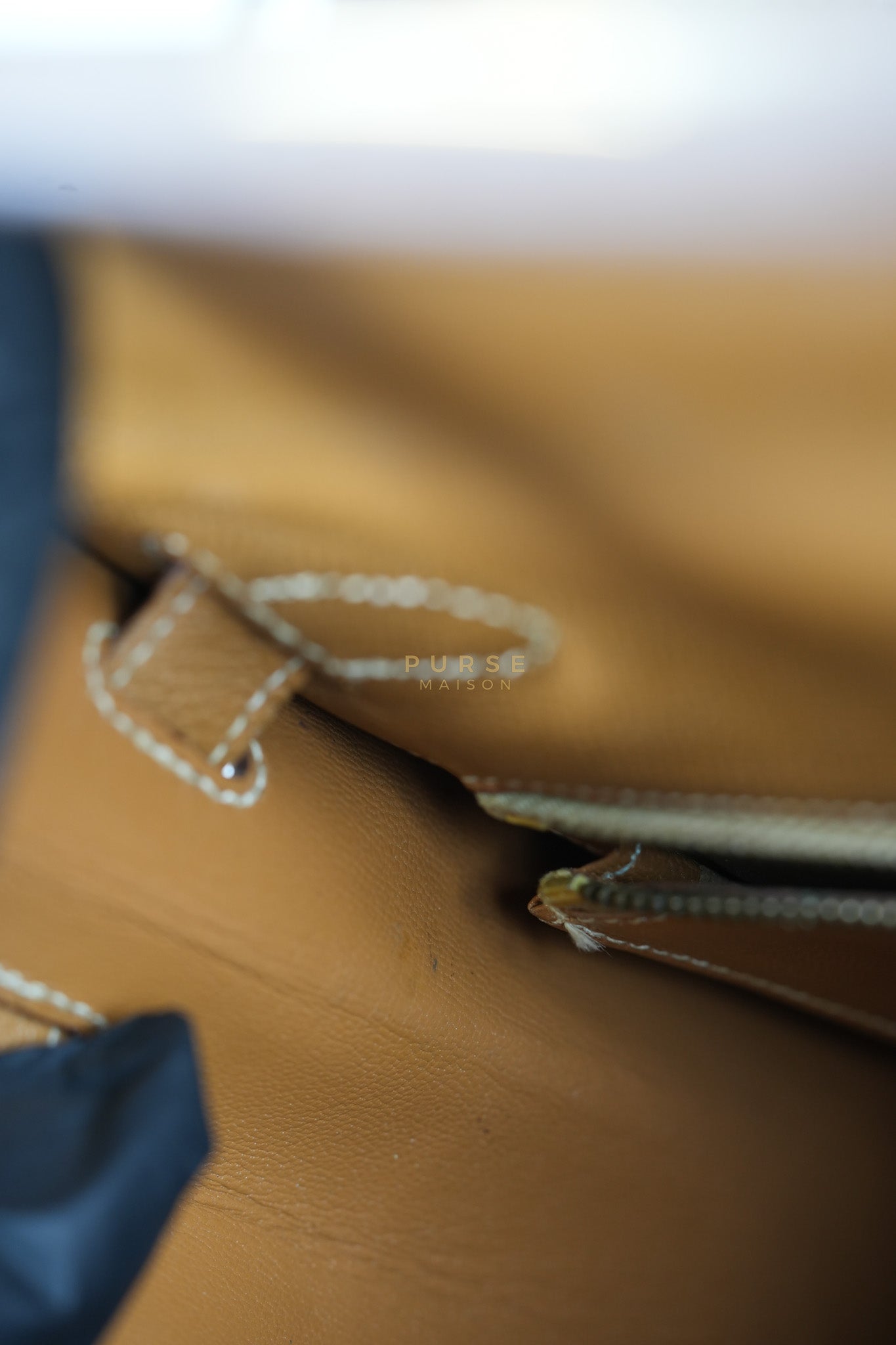 Kelly 28 Sellier in Gold Epsom Leather Gold Hardware Stamp W Circle(1993) | Purse Maison Luxury Bags Shop