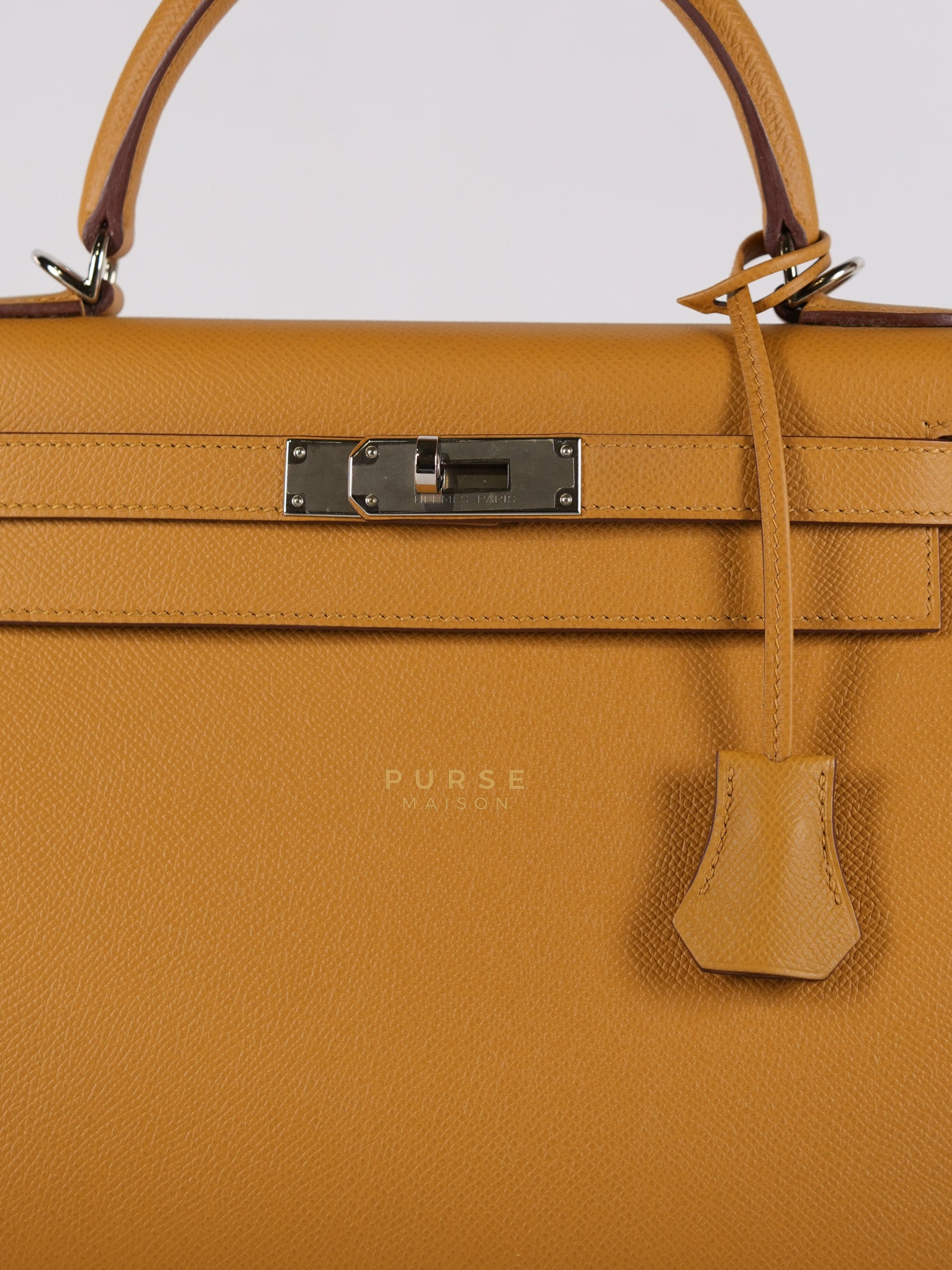 Kelly 28 Sellier in Sesame Epsom Leather Palladium Hardware Stamp Y (2020) | Purse Maison Luxury Bags Shop