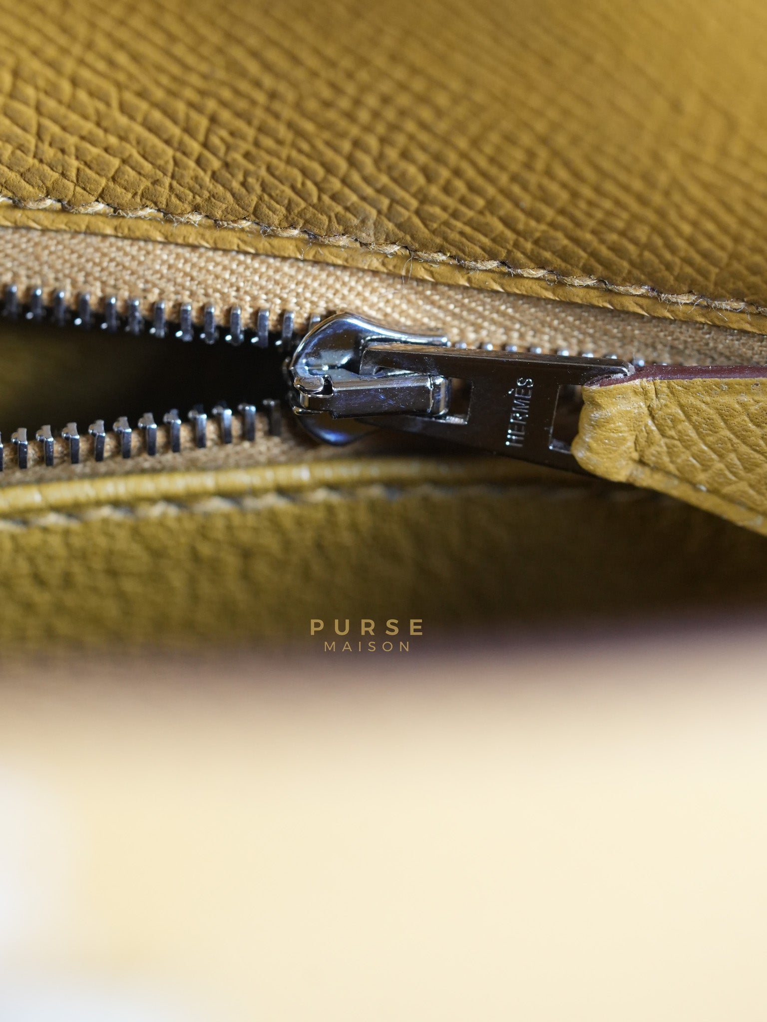 Kelly 28 Sellier in Sesame Epsom Leather Palladium Hardware Stamp Y (2020) | Purse Maison Luxury Bags Shop