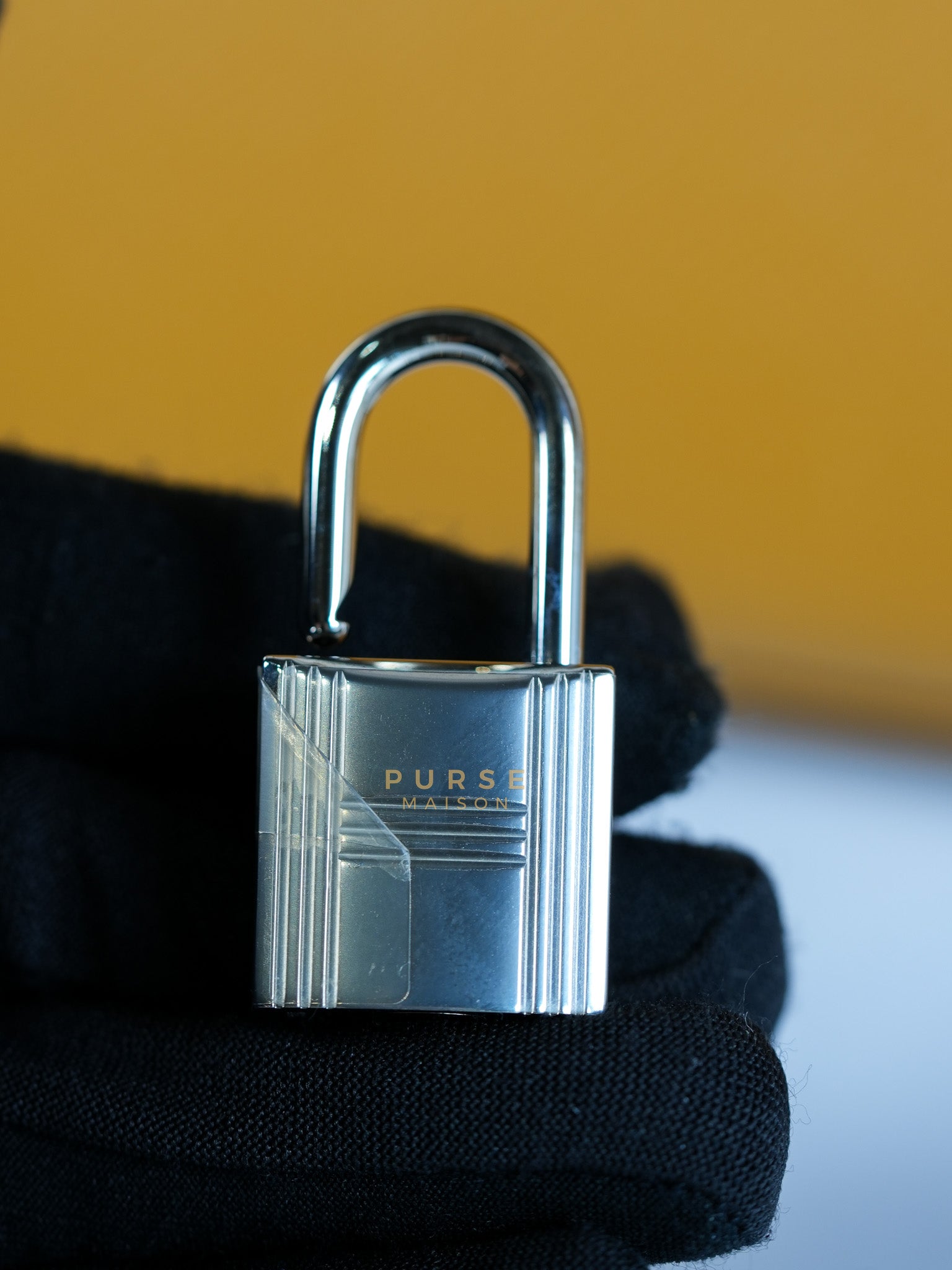 Kelly 28 Sellier in Sesame Epsom Leather Palladium Hardware Stamp Y (2020) | Purse Maison Luxury Bags Shop