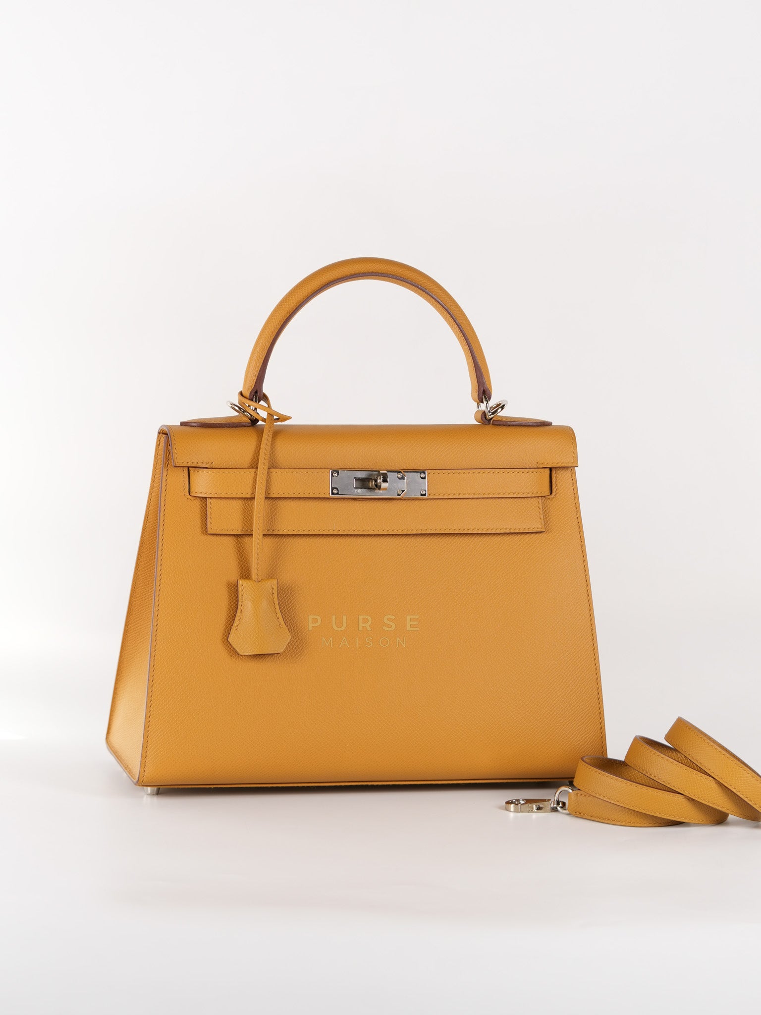 Kelly 28 Sellier in Sesame Epsom Leather Palladium Hardware Stamp Y (2020) | Purse Maison Luxury Bags Shop