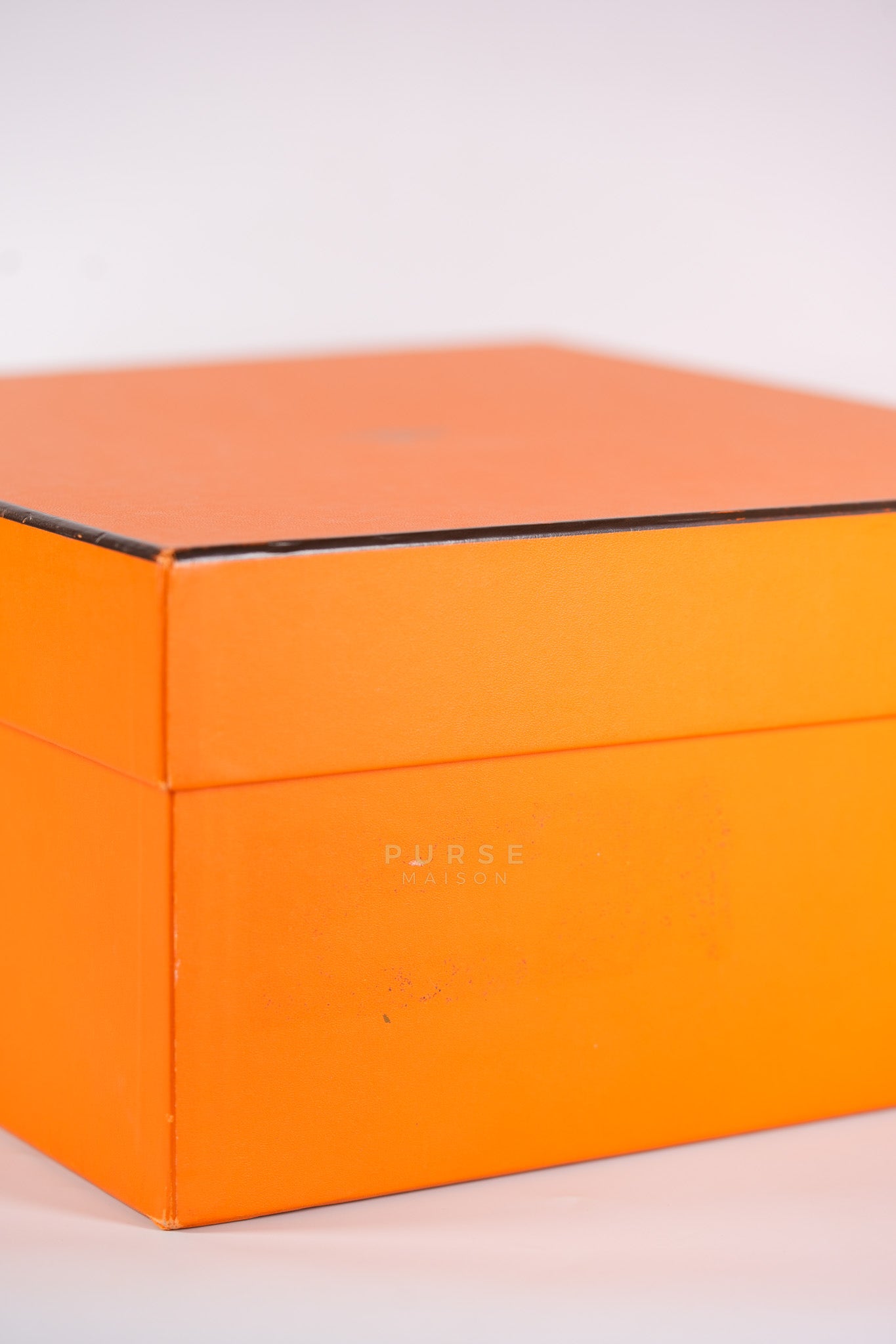 Kelly 28 Sellier in Sesame Epsom Leather Palladium Hardware Stamp Y (2020) | Purse Maison Luxury Bags Shop