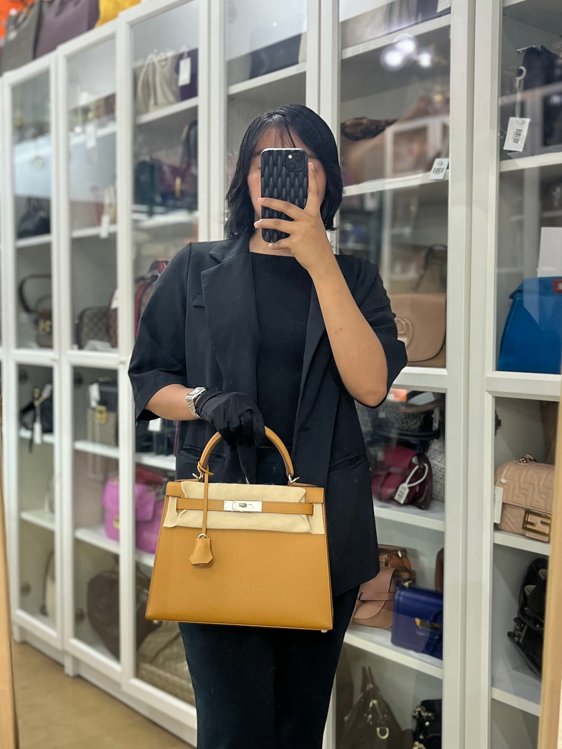 Kelly 28 Sellier in Sesame Epsom Leather Palladium Hardware Stamp Y (2020) | Purse Maison Luxury Bags Shop