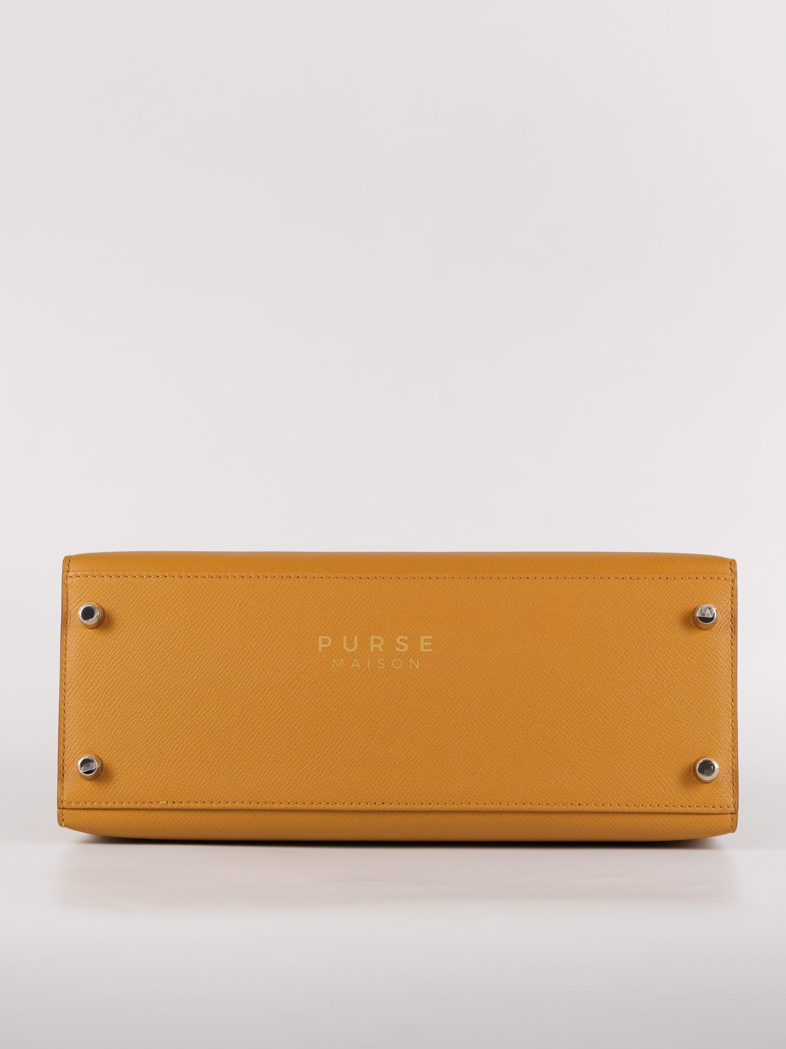 Kelly 28 Sellier in Sesame Epsom Leather Palladium Hardware Stamp Y (2020) | Purse Maison Luxury Bags Shop