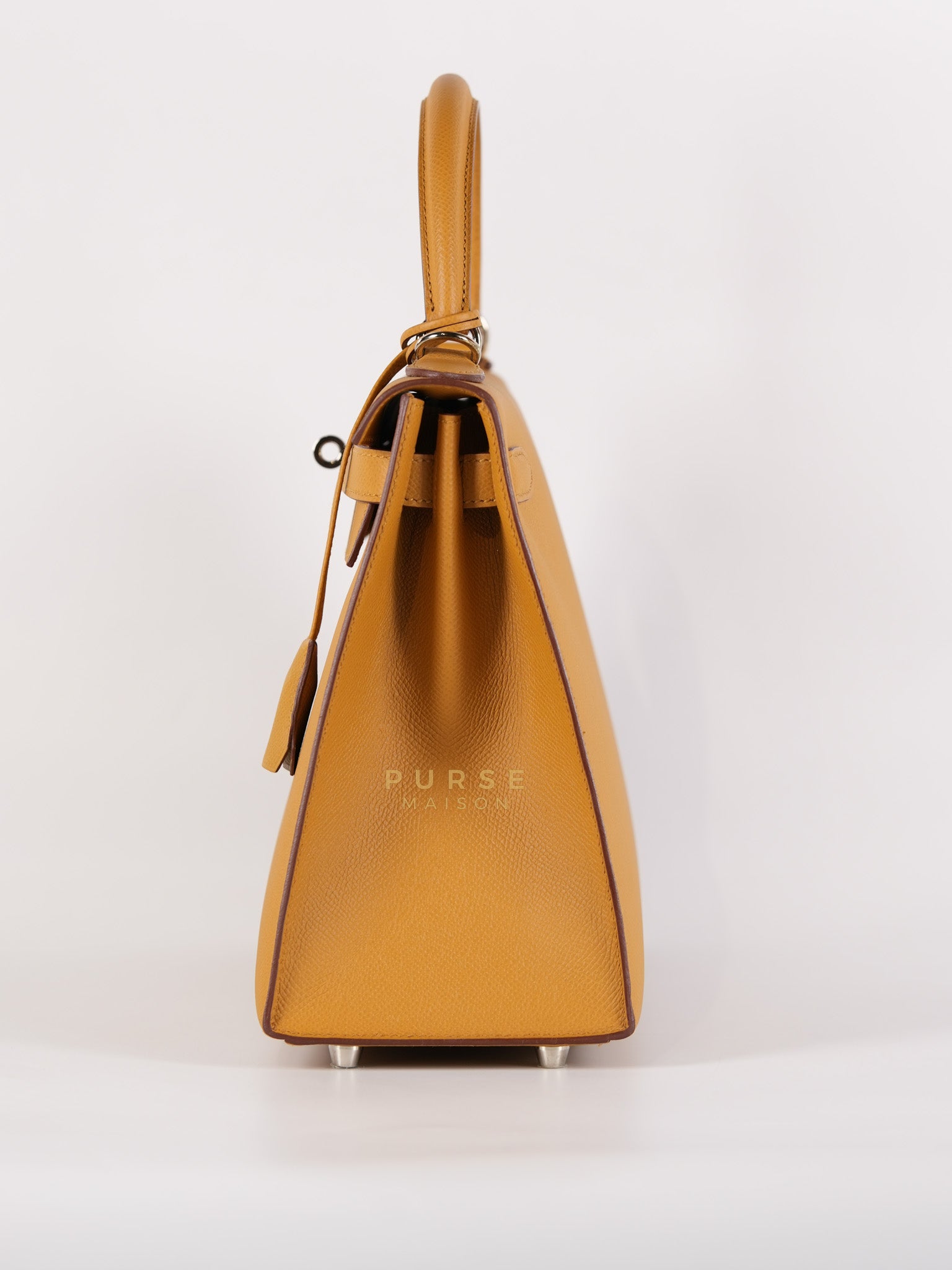 Kelly 28 Sellier in Sesame Epsom Leather Palladium Hardware Stamp Y (2020) | Purse Maison Luxury Bags Shop