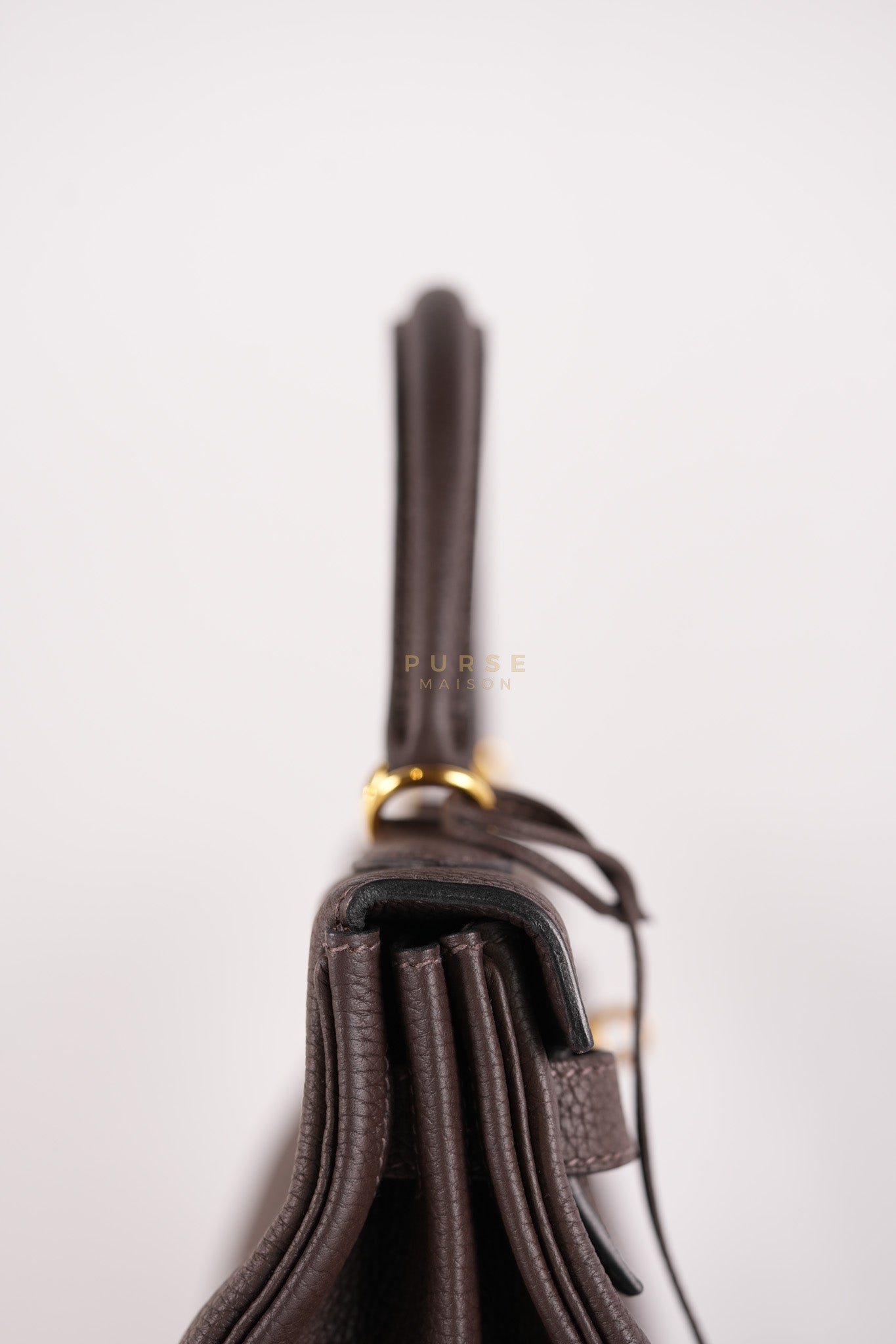 Kelly 32 Chocolate Togo Leather Gold Hardware Stamp D (2019) | Purse Maison Luxury Bags Shop