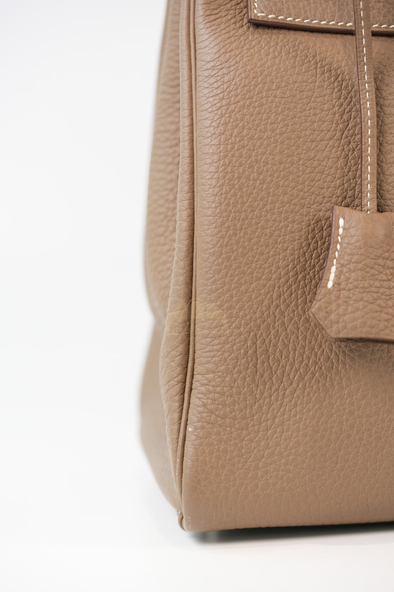 Kelly 32 Etoupe in Togo Leather and Palladium Hardware Stamp Square Q (2013) | Purse Maison Luxury Bags Shop