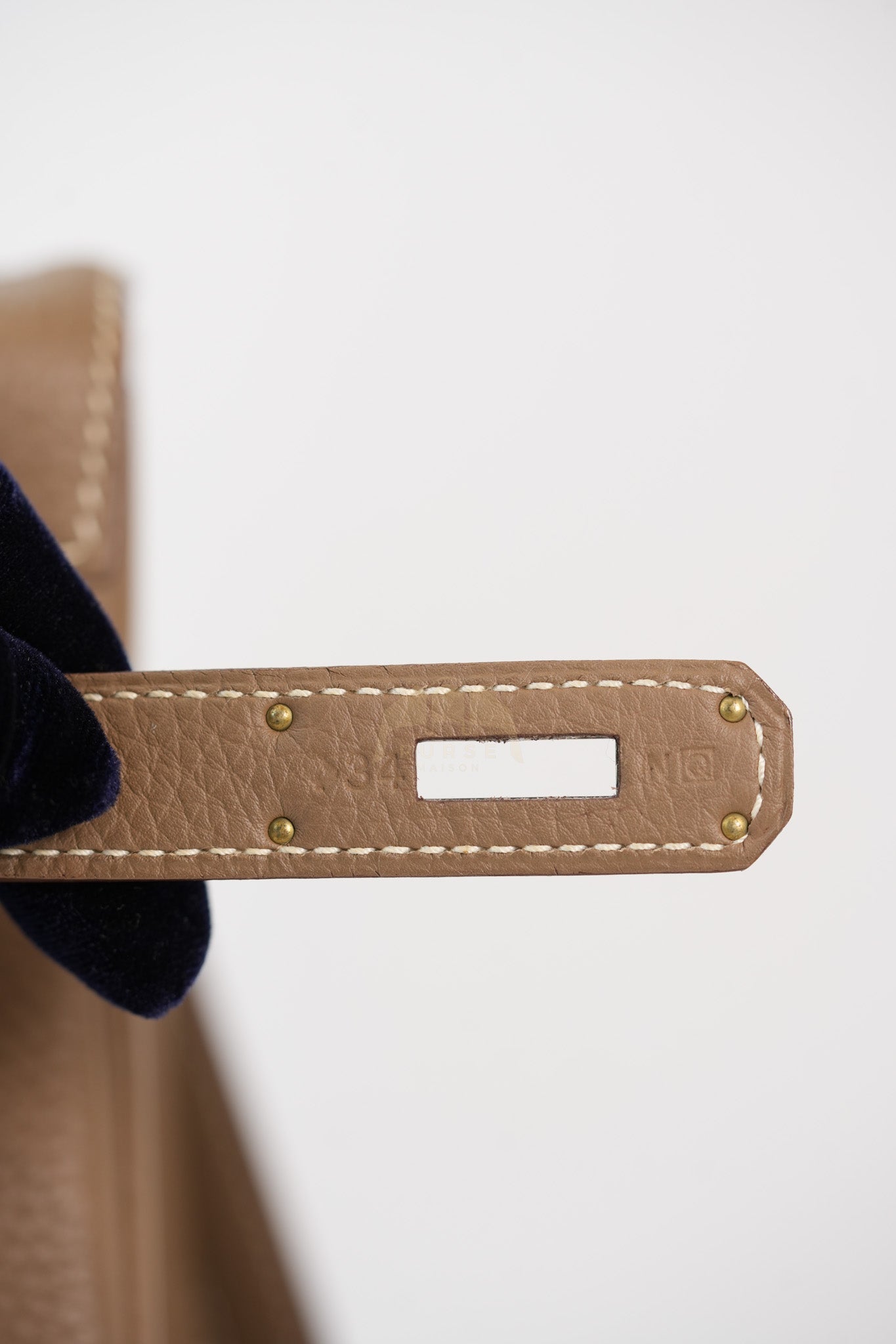 Kelly 32 Etoupe in Togo Leather and Palladium Hardware Stamp Square Q (2013) | Purse Maison Luxury Bags Shop