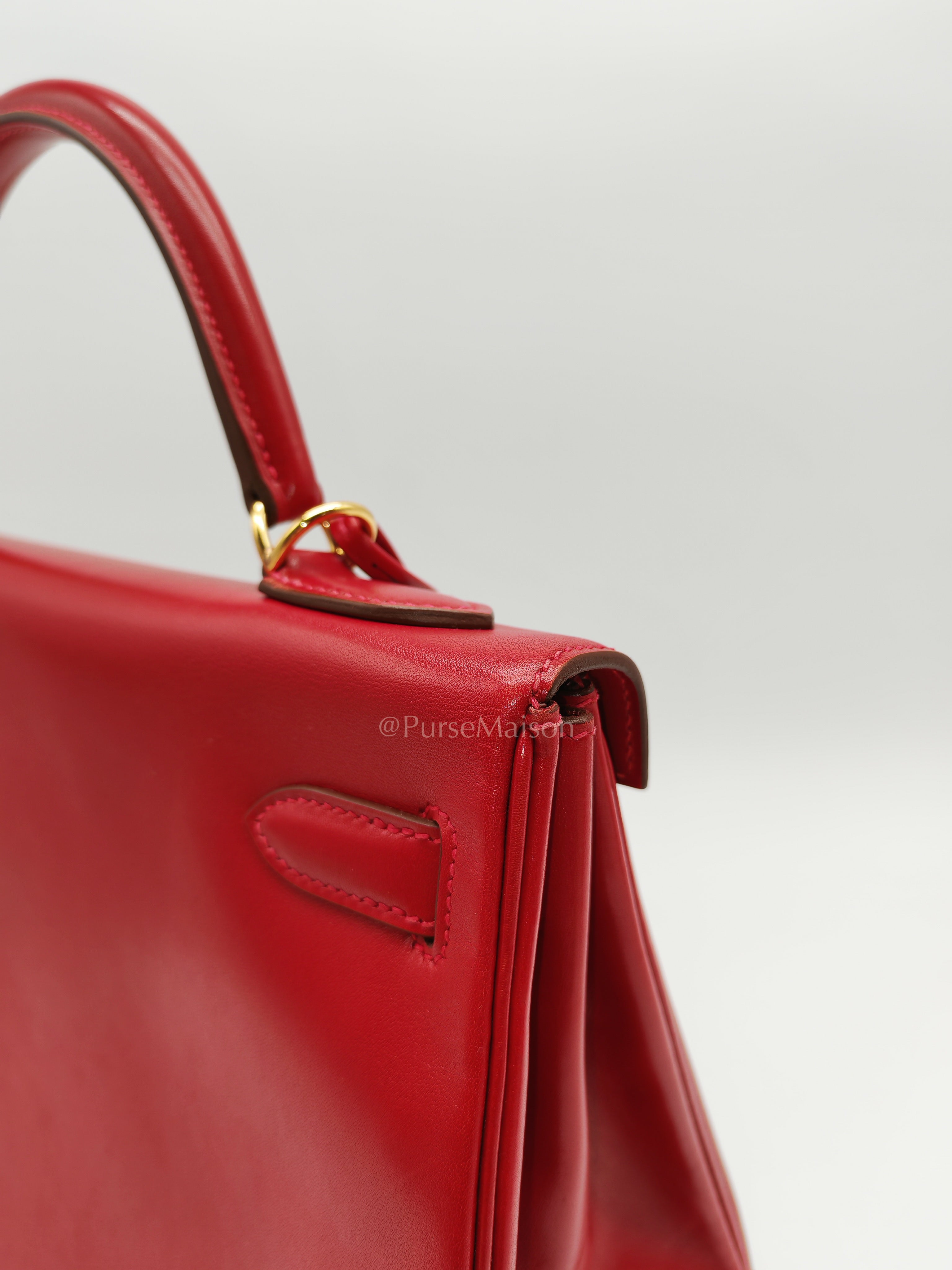 Kelly 32 Retourne in Rouge Vif Tadelakt Leather and Gold Hardware Stamp X (2016) | Purse Maison Luxury Bags Shop