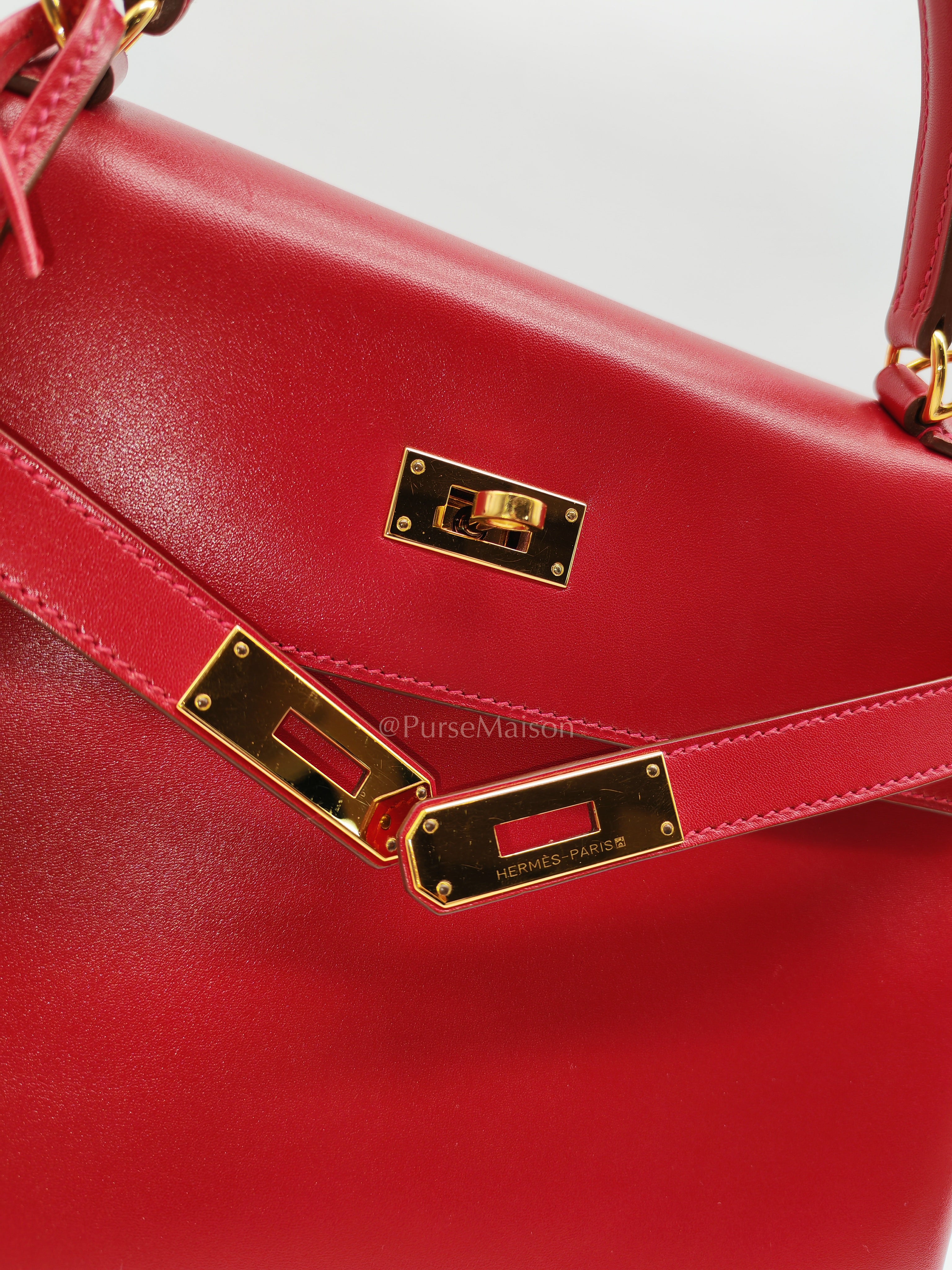 Kelly 32 Retourne in Rouge Vif Tadelakt Leather and Gold Hardware Stamp X (2016) | Purse Maison Luxury Bags Shop
