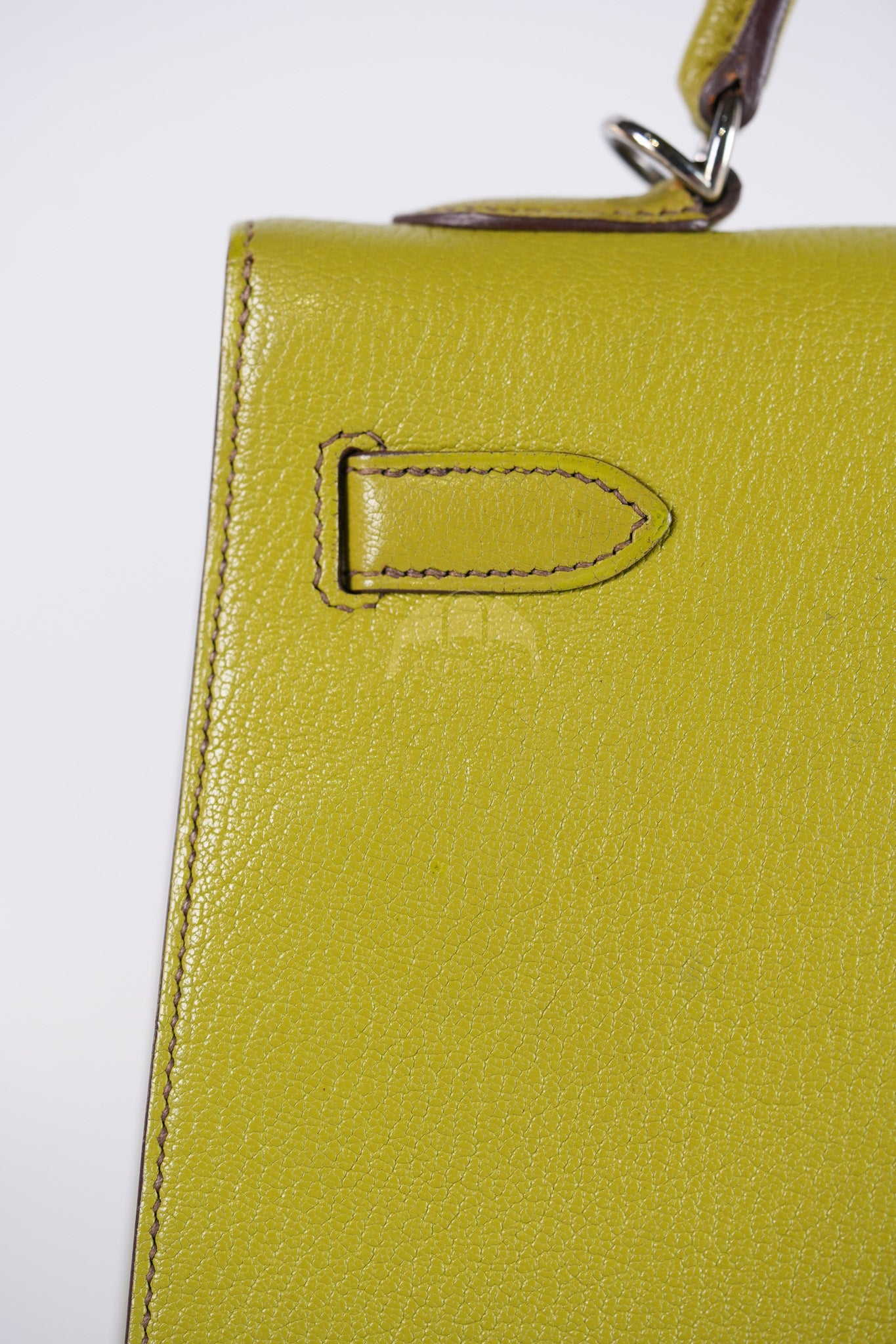 Kelly 32 Sellier Vert Anis Chevre Mysore in Palladium Hardware Stamp K Square (2007) | Purse Maison Luxury Bags Shop