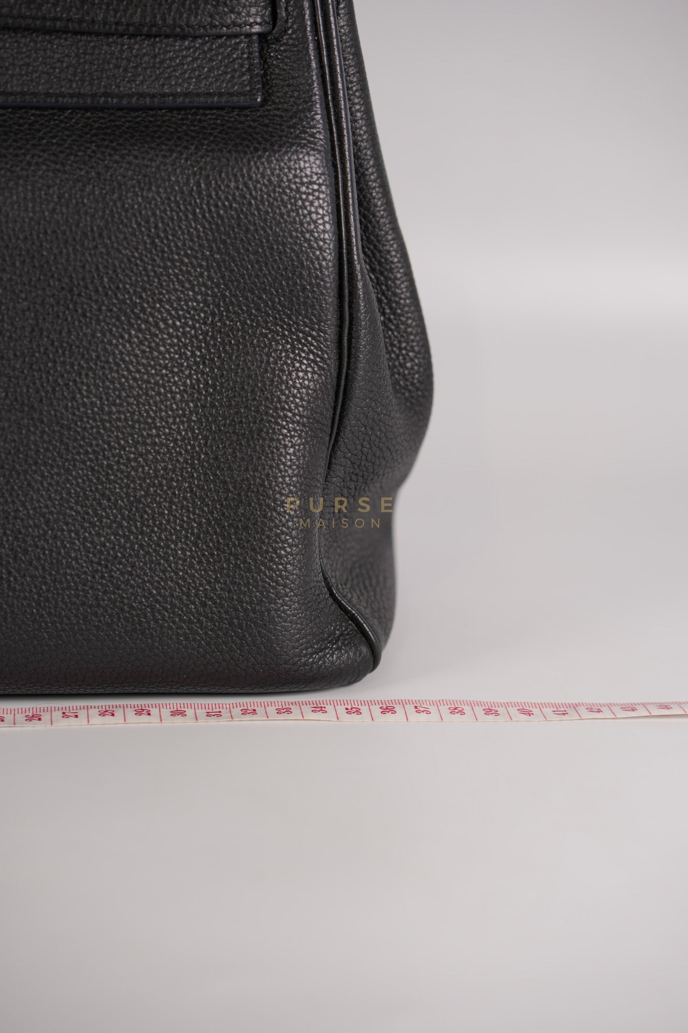 Kelly 35 Retourne Black in Togo Leather and Gold Hardware Stamp Square Q (2013) | Purse Maison Luxury Bags Shop