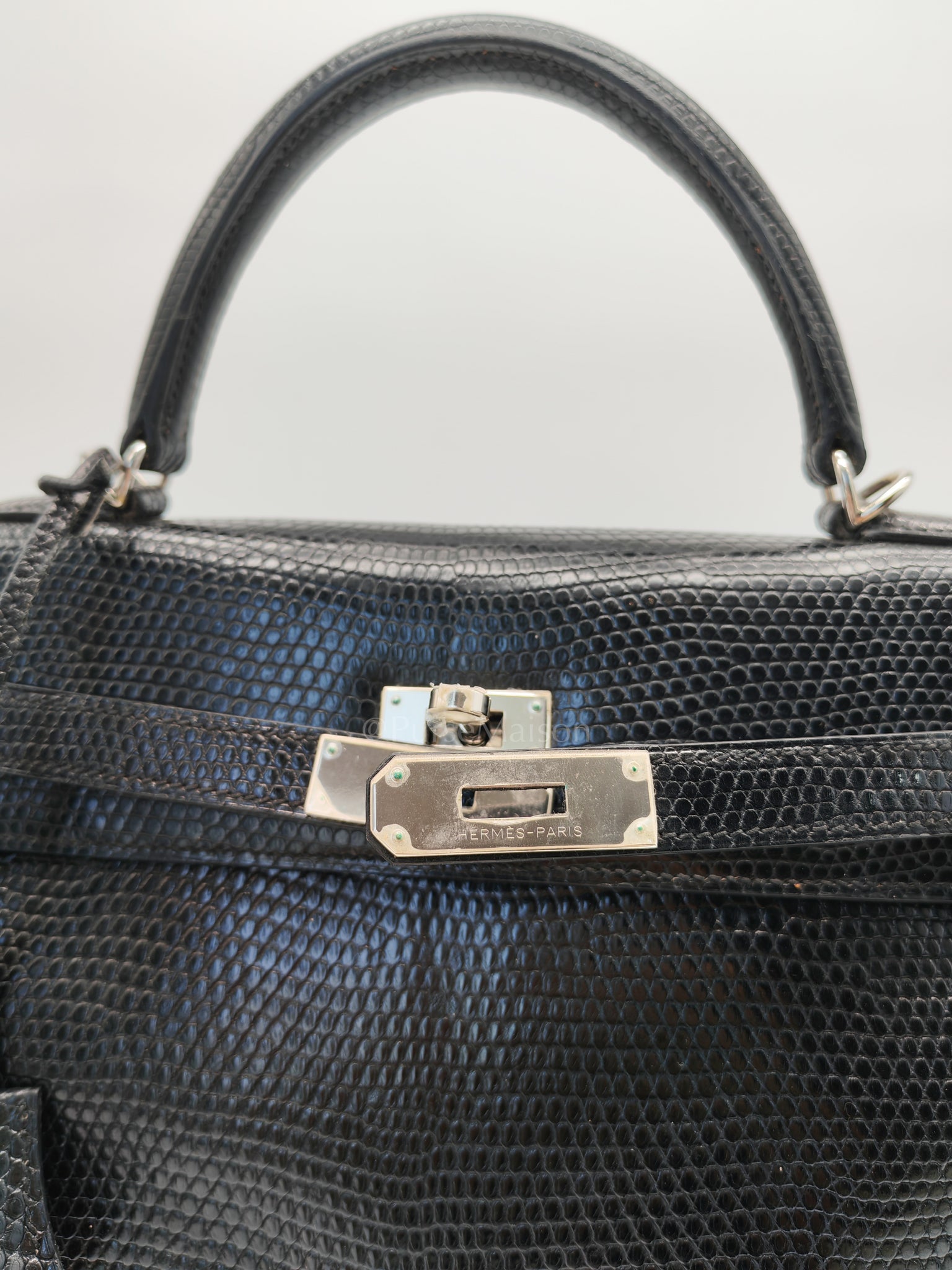 Kelly 35 Retourne in Black Lizard Leather and Palladium Hardware Stamp Square O (2011) | Purse Maison Luxury Bags Shop